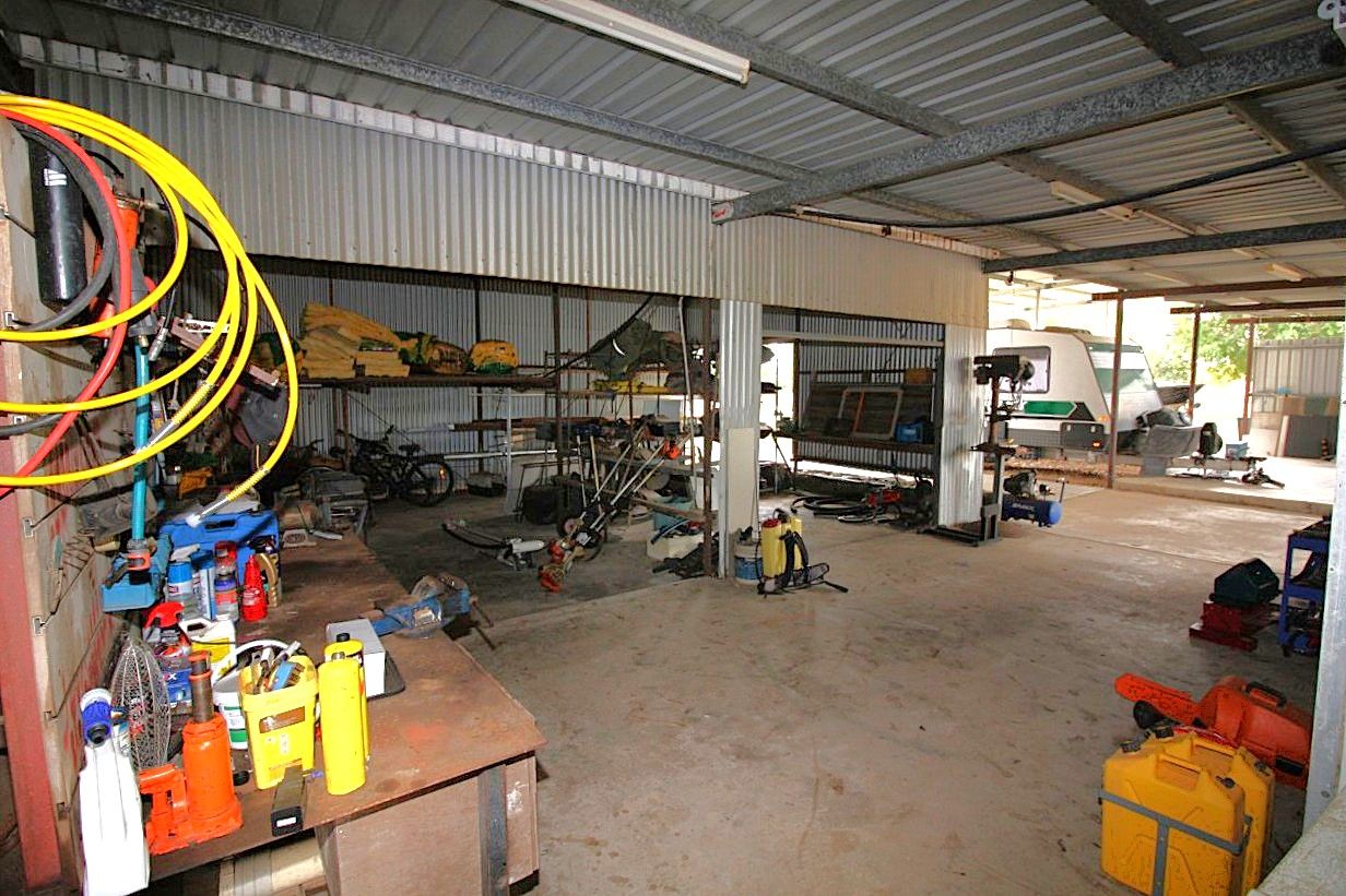 10584 Flinders Highway — photo 3 of 30