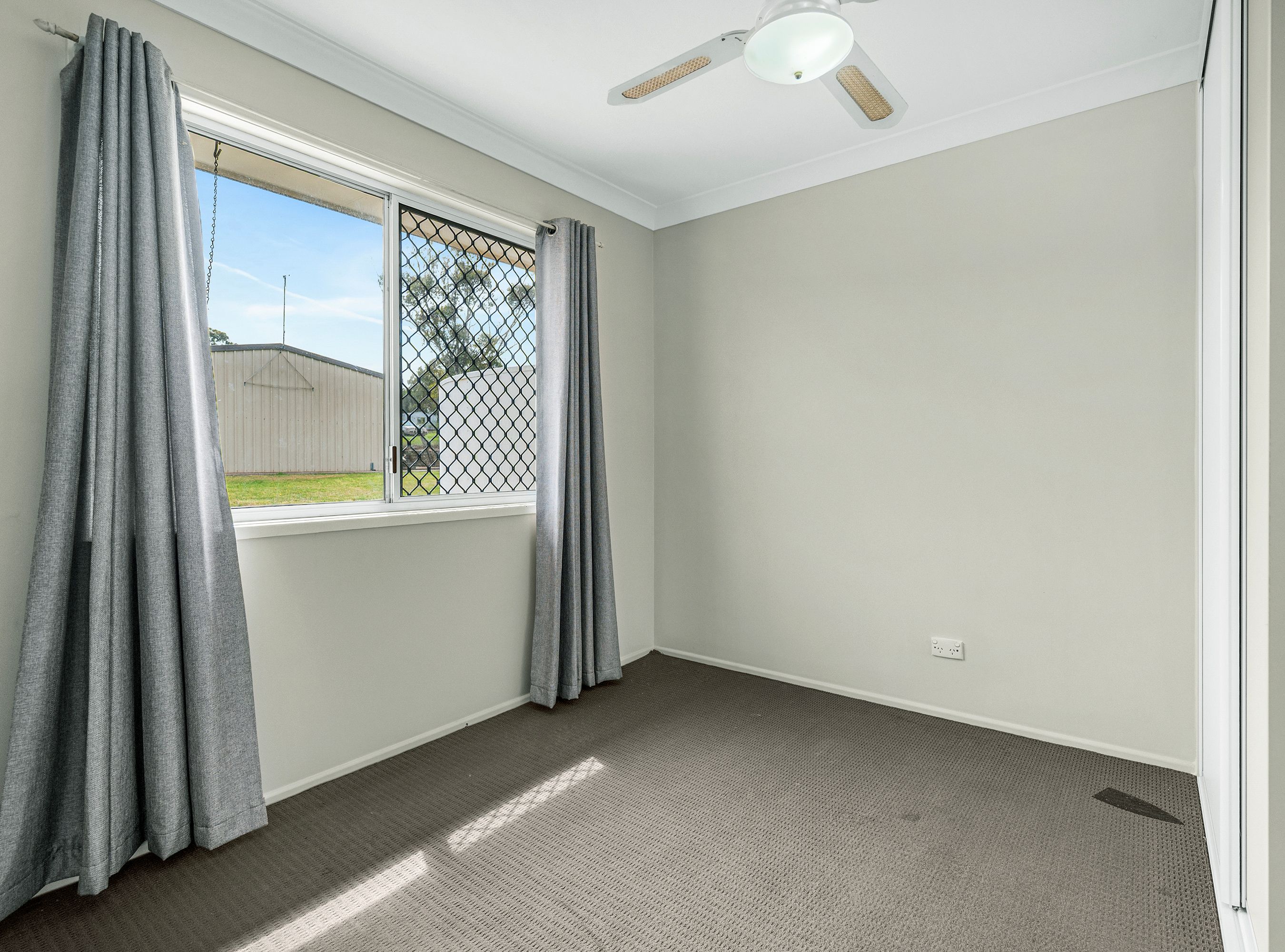 42 Goombungee Meringandan Road — photo 11 of 19