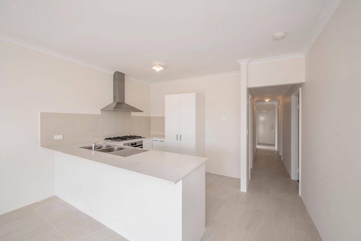 64 Addington Loop, Piara Waters, WA 6112