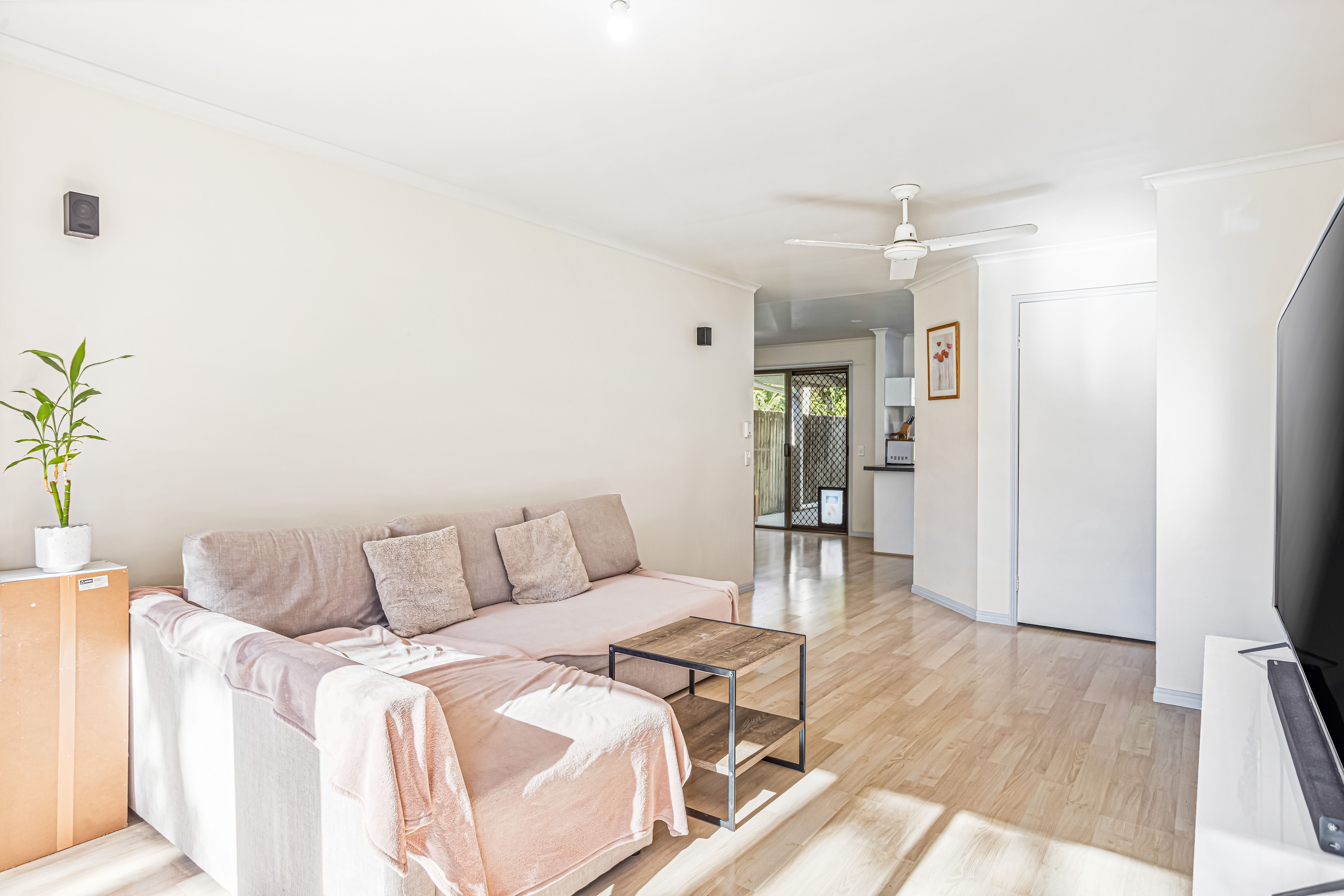 1/4 Epic Court, Oxenford, QLD 4210