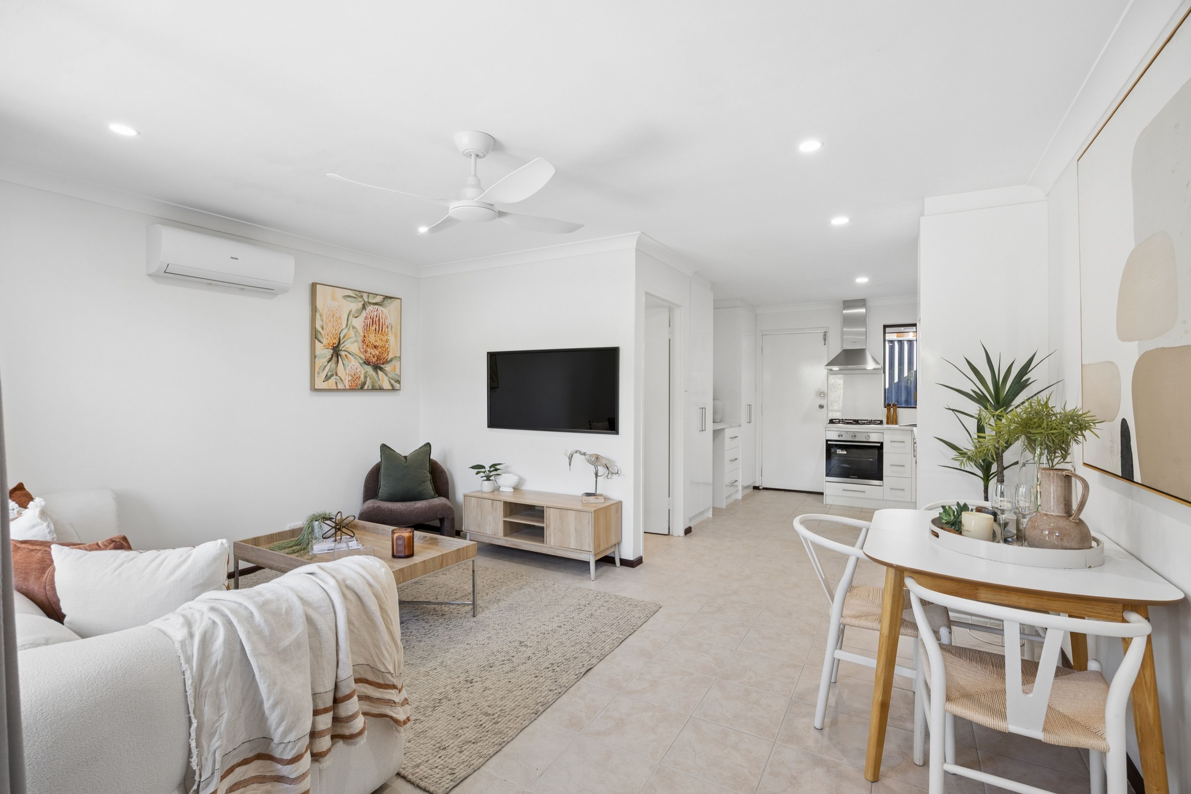 1/23 Waterloo Street — photo from Ray White Inner North