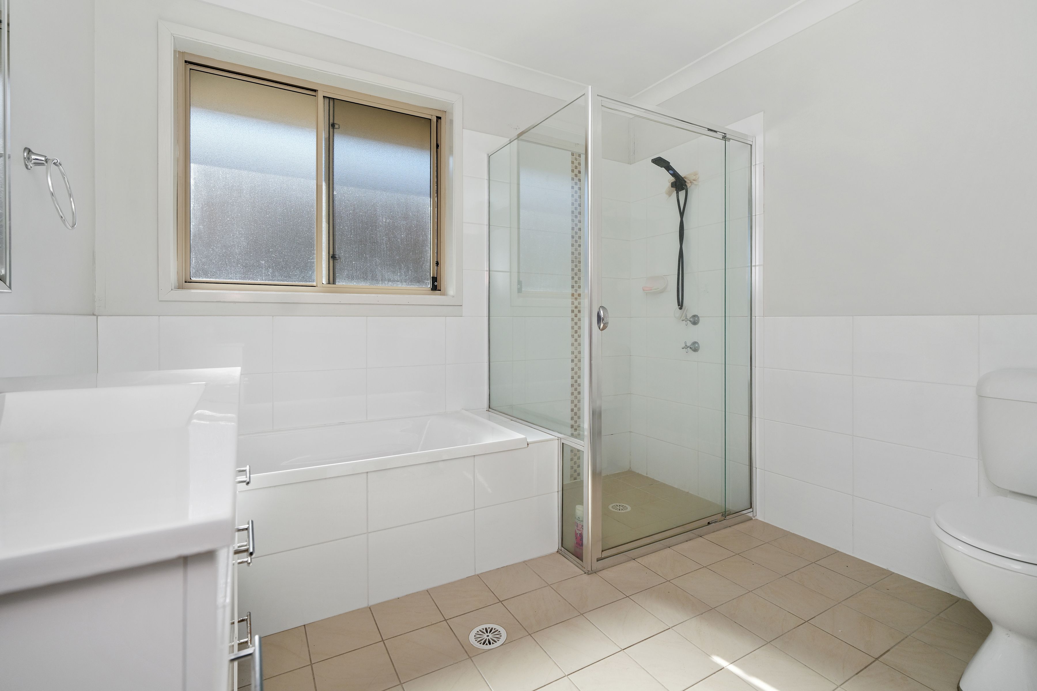 44 Taminga Road — photo 8 of 16