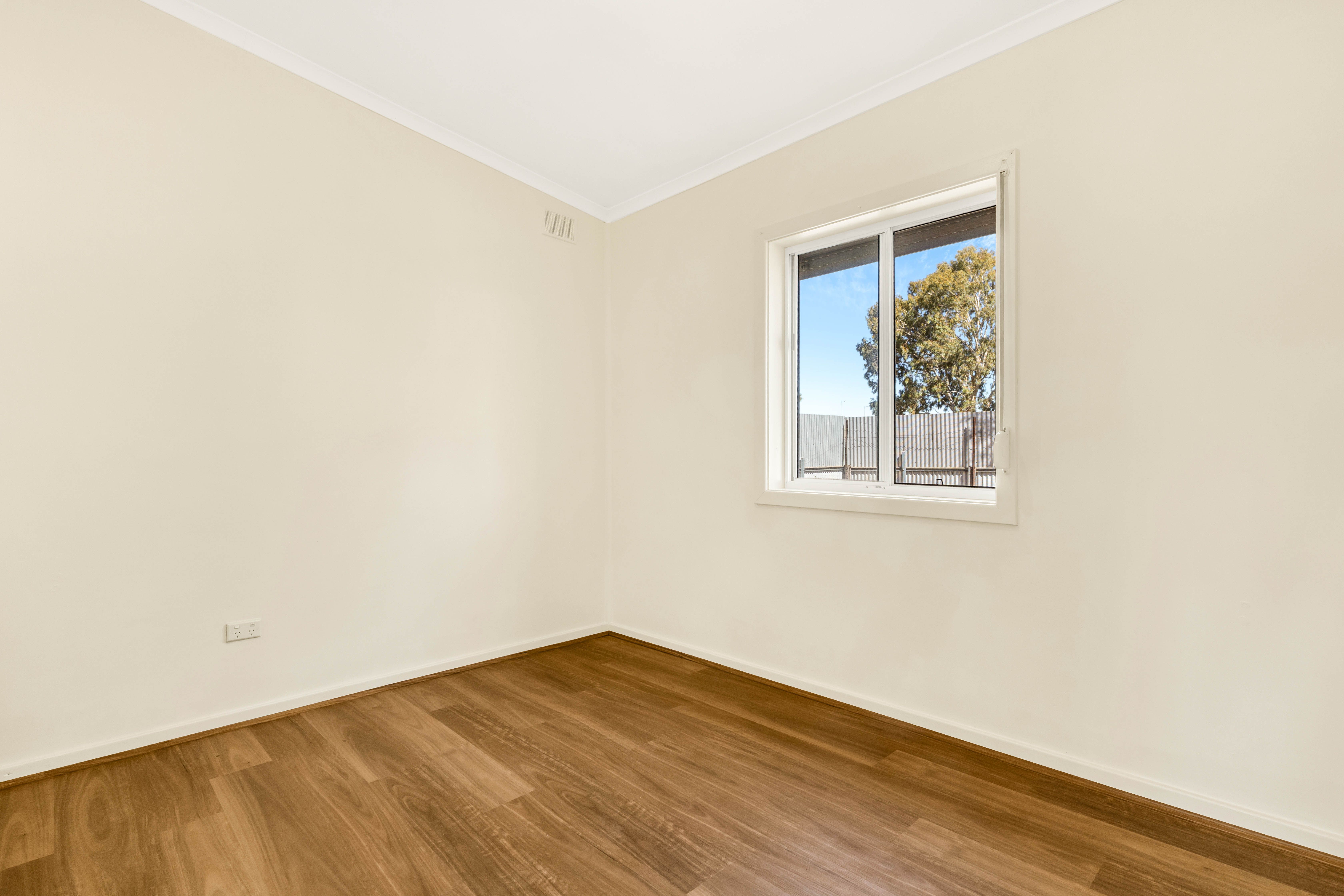 9 Stapleton Street — photo 14 of 19