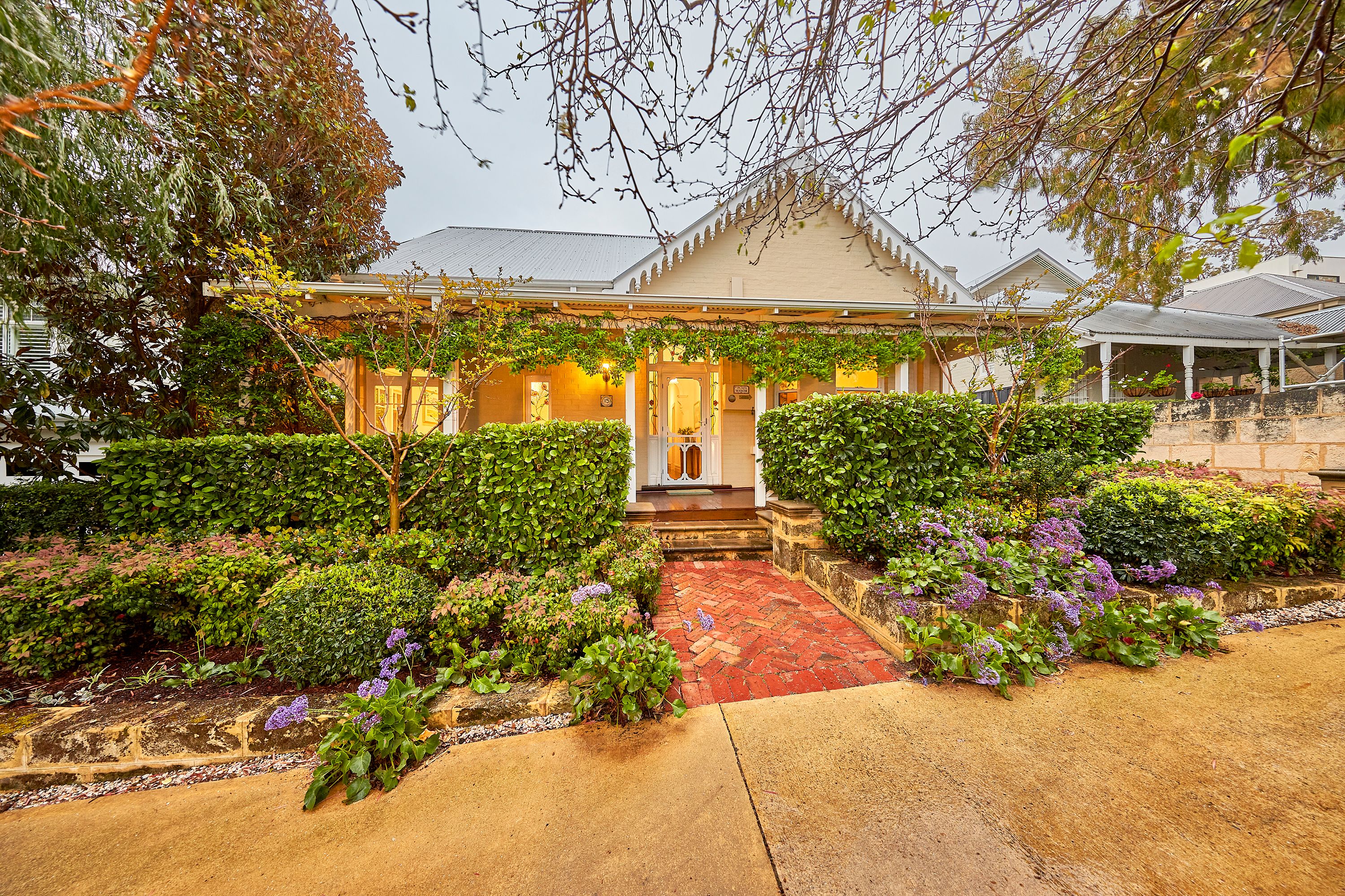 15 Otway Street, Swanbourne, WA 6010