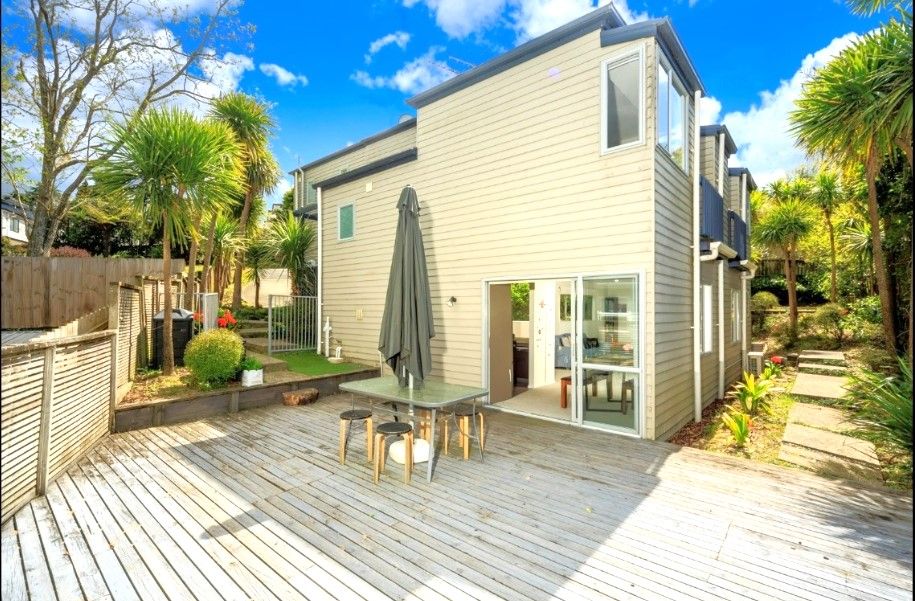 B/18 Orton Street, Glenfield, North Shore City 0629 House for Rent