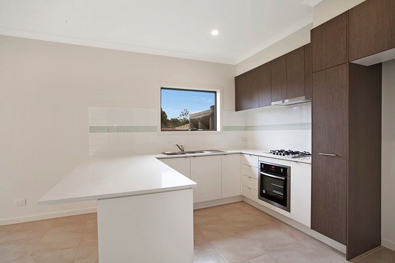 2/13 Plumer Street, Croydon, VIC 3136