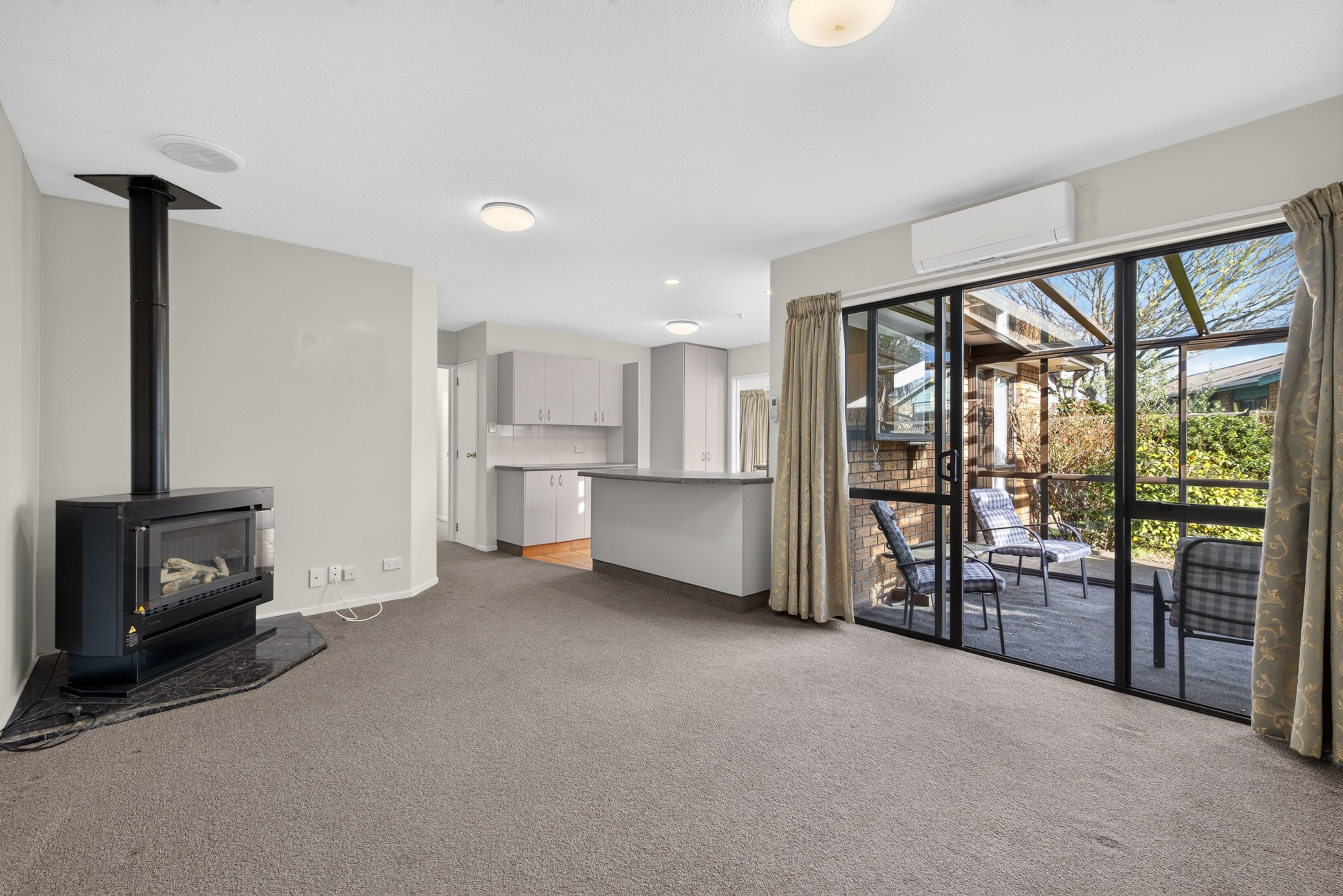 8 Ronald George Place, Parklands, Christchurch City