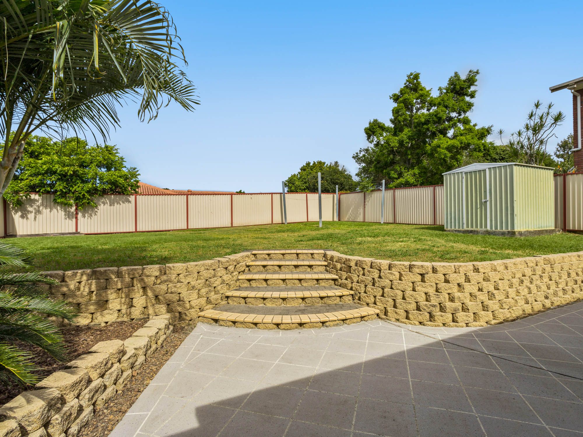 22 Merinda Court, Southport QLD 4215