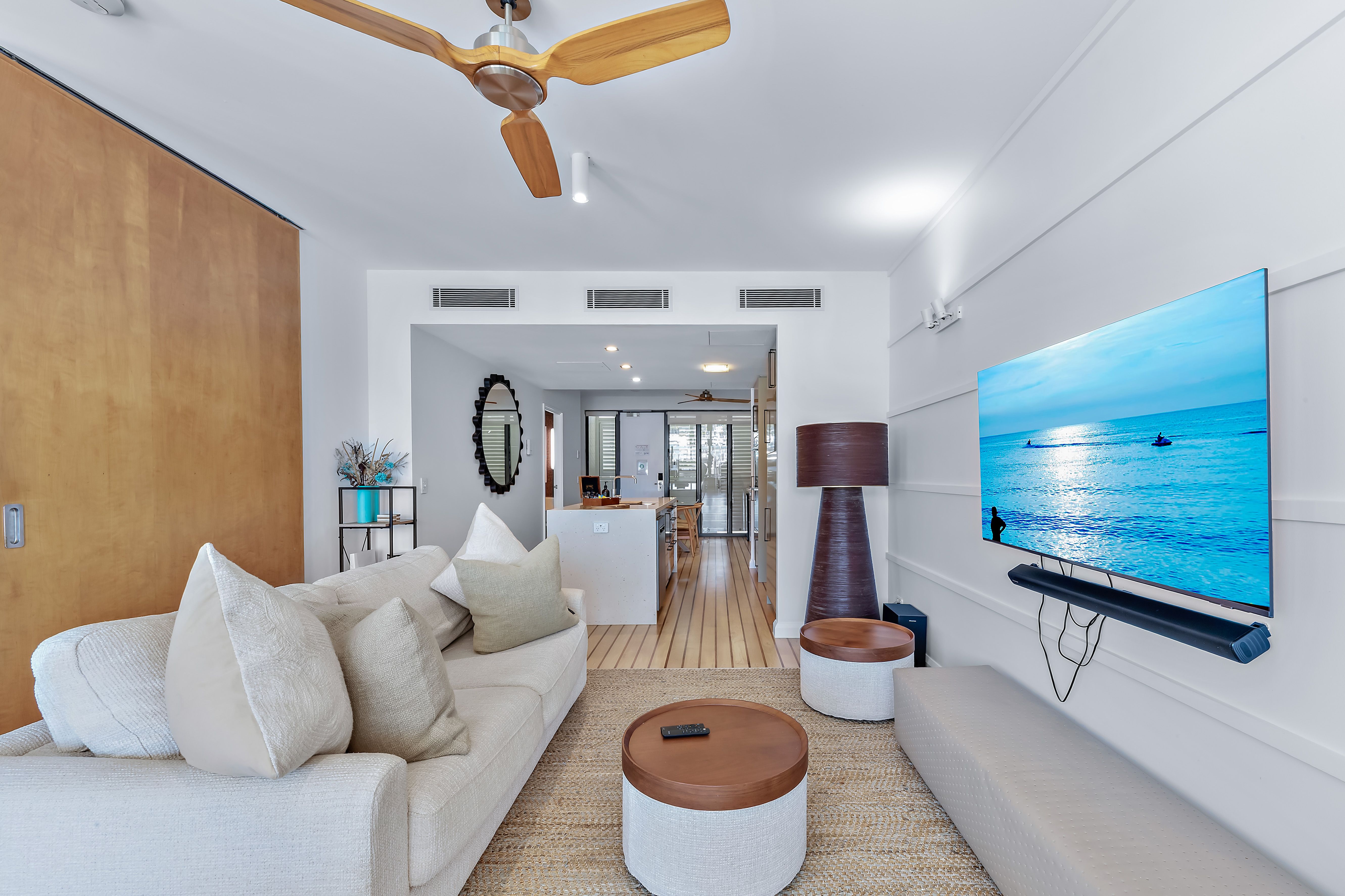 204/33 Port Drive — photo 7 of 18