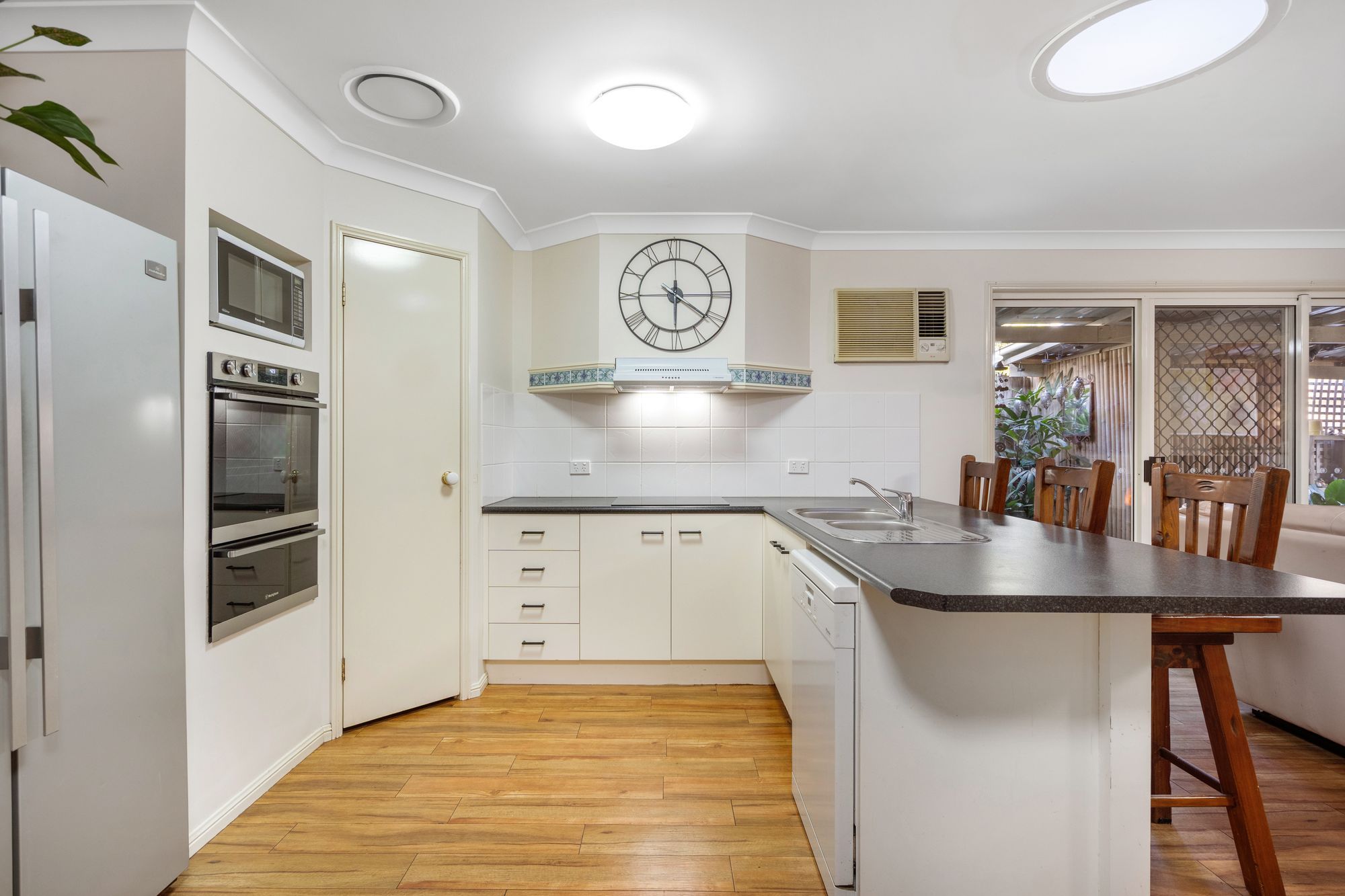 2 Weymouth Street — photo 5 of 21