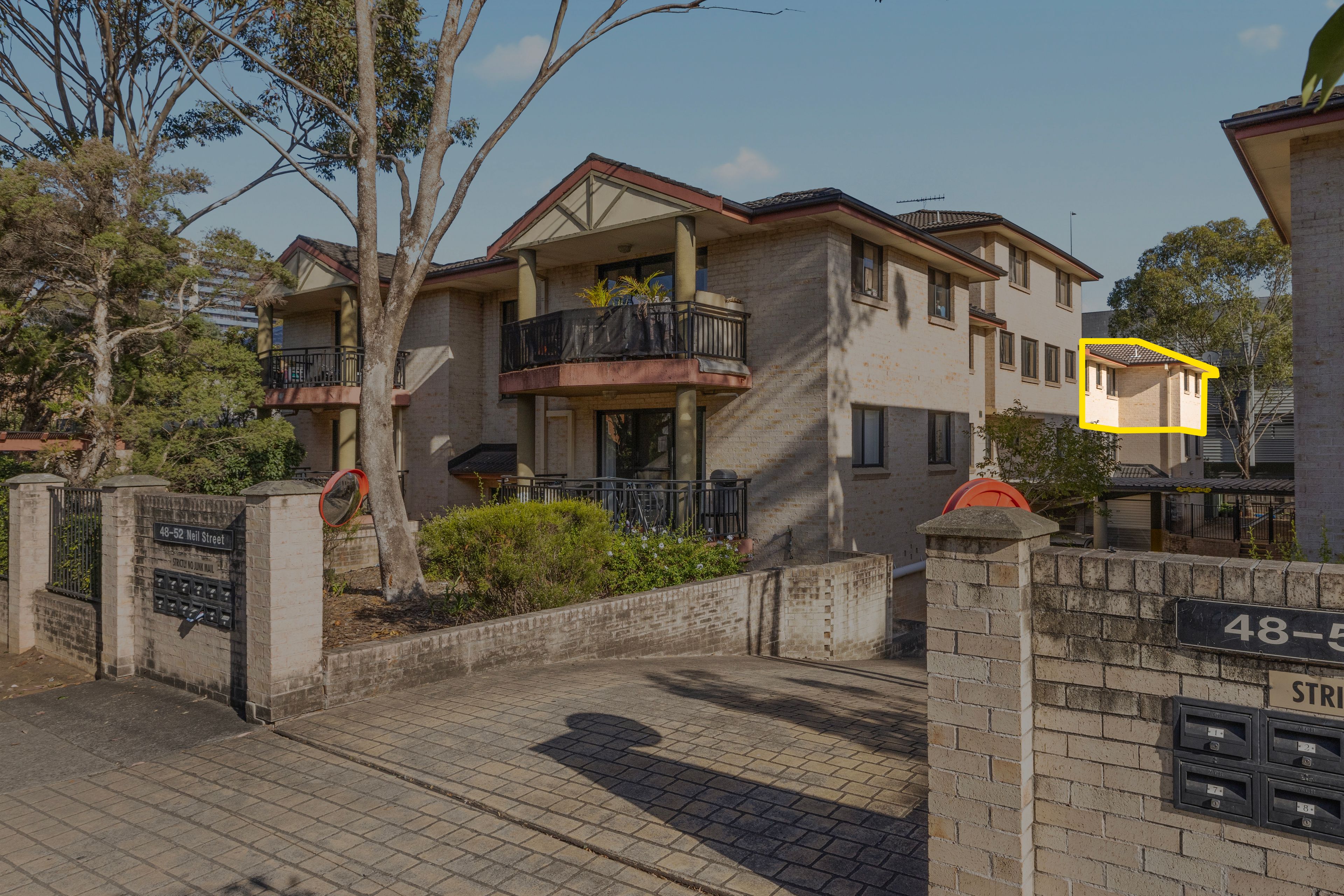 21/48-52 Neil Street — photo 7 of 12