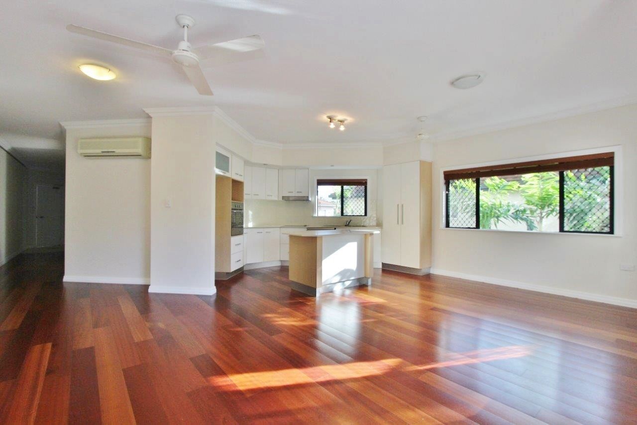 4/11 Rutherford Street, Yorkeys Knob, QLD 4878