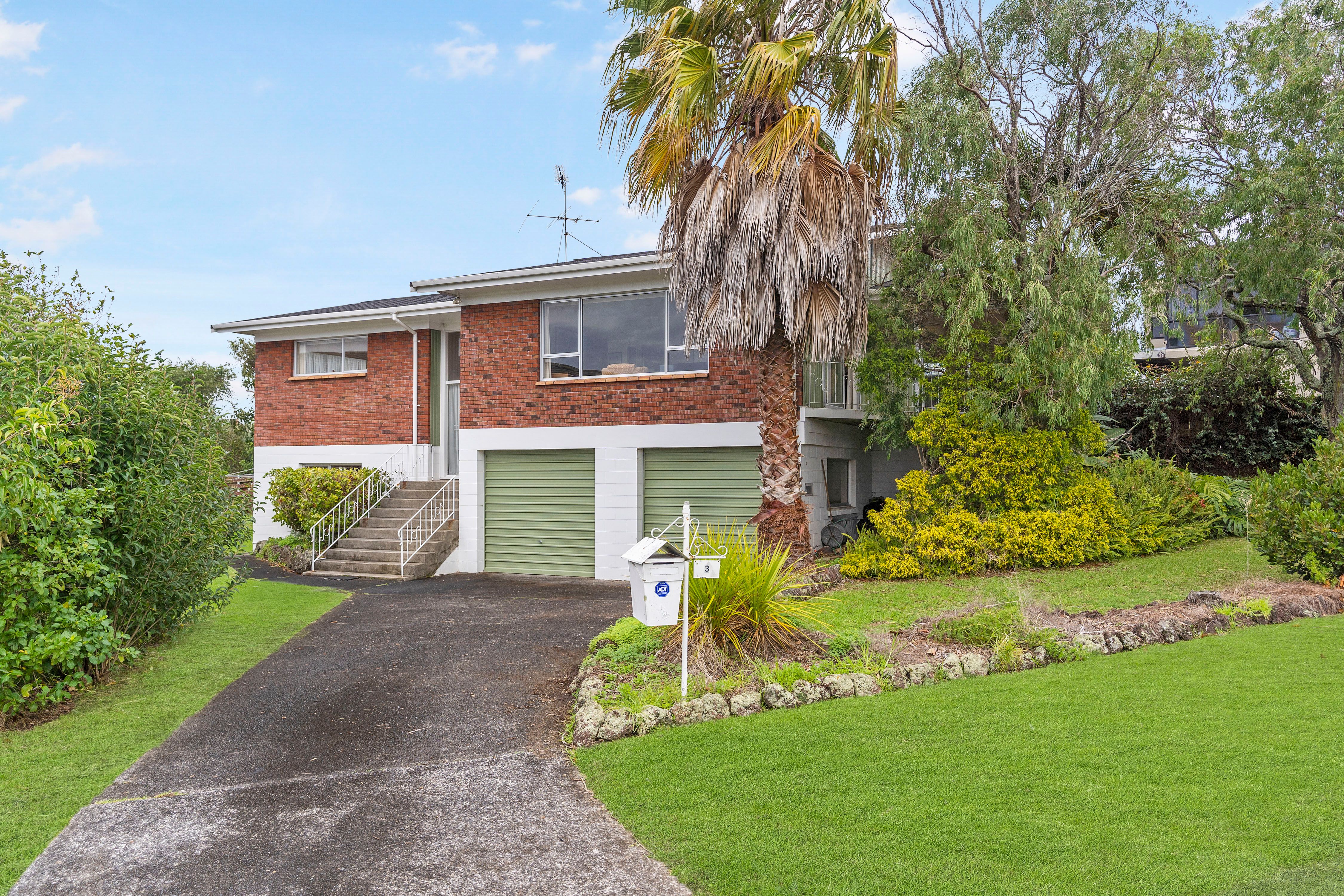 3 McBreen Avenue, Northcote, North Shore City