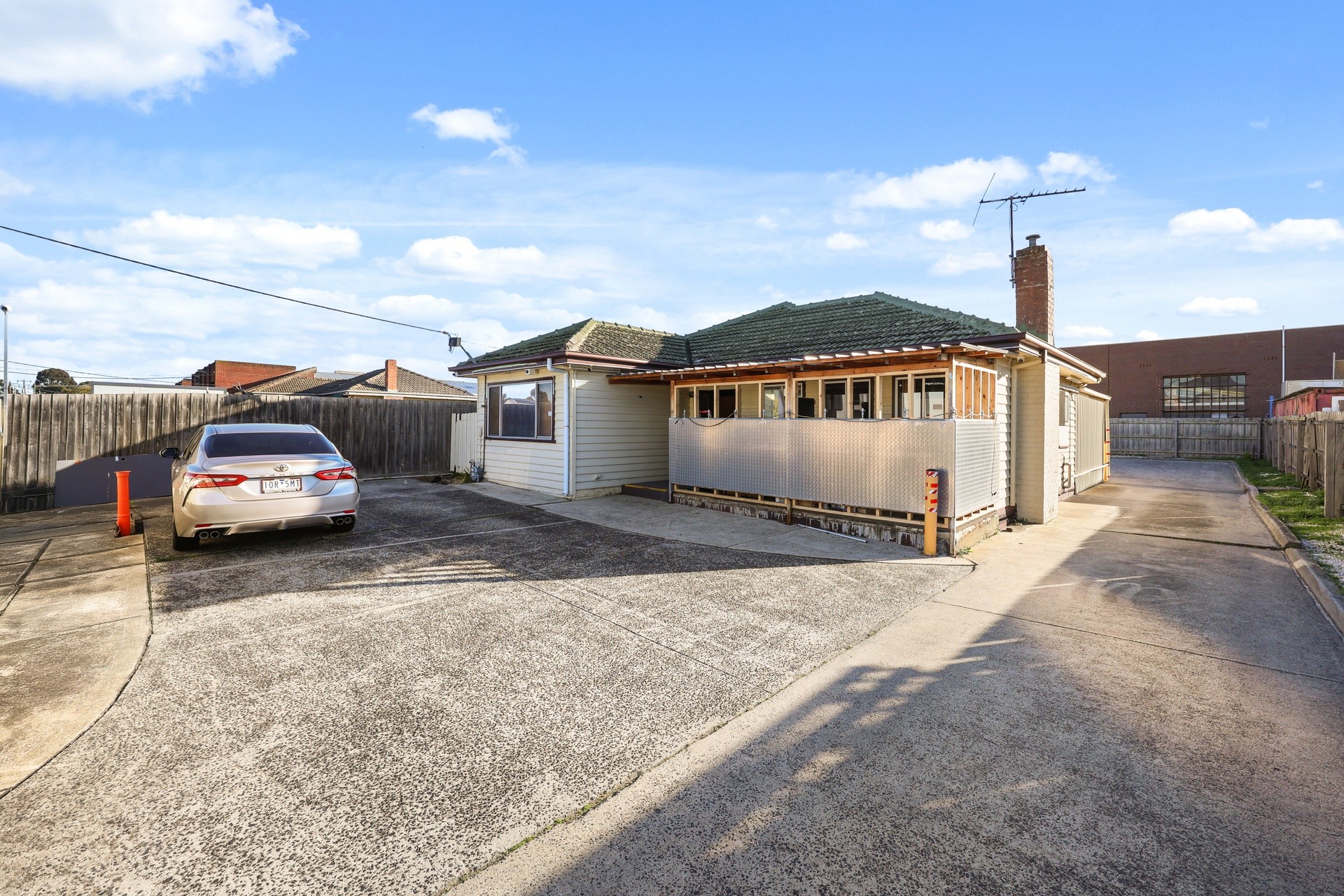 33 Graham Road, Clayton South, VIC 3169