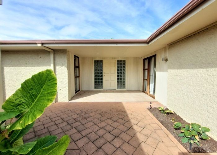 12 Chequers Avenue, Chartwell, Hamilton City