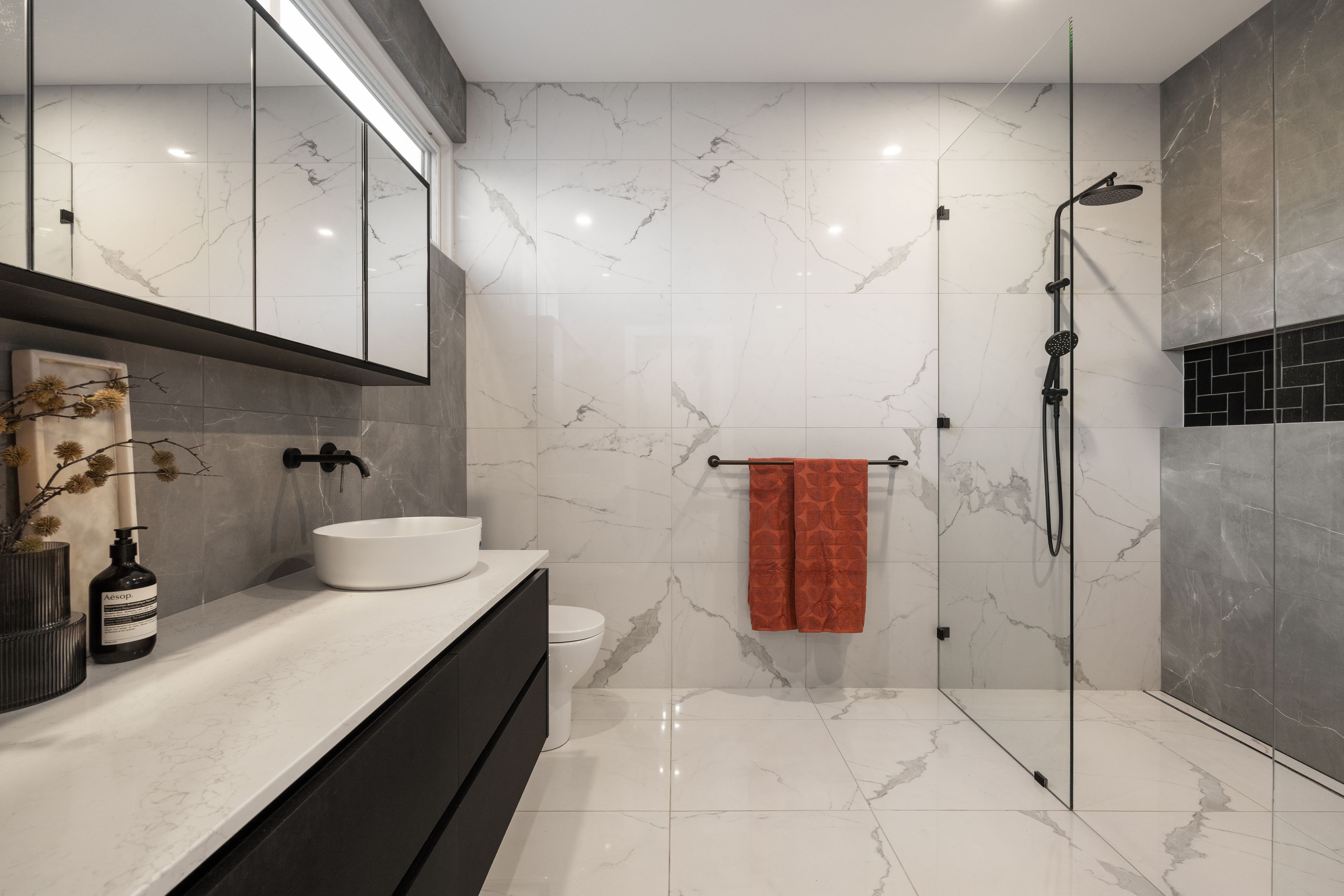 13 Ottawa Avenue — photo 10 of 20