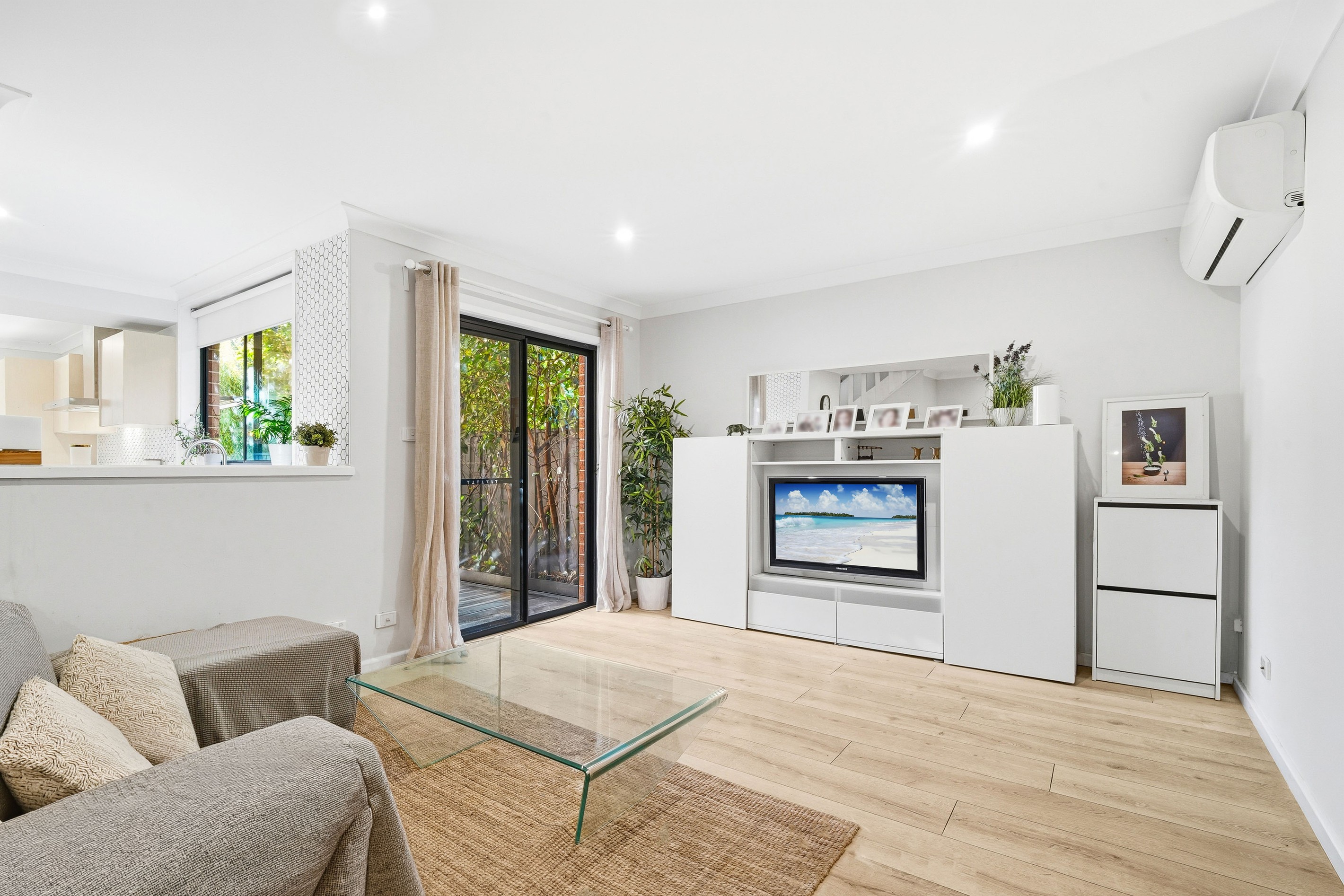 2/49 Jones Street, Kingswood, NSW 2747