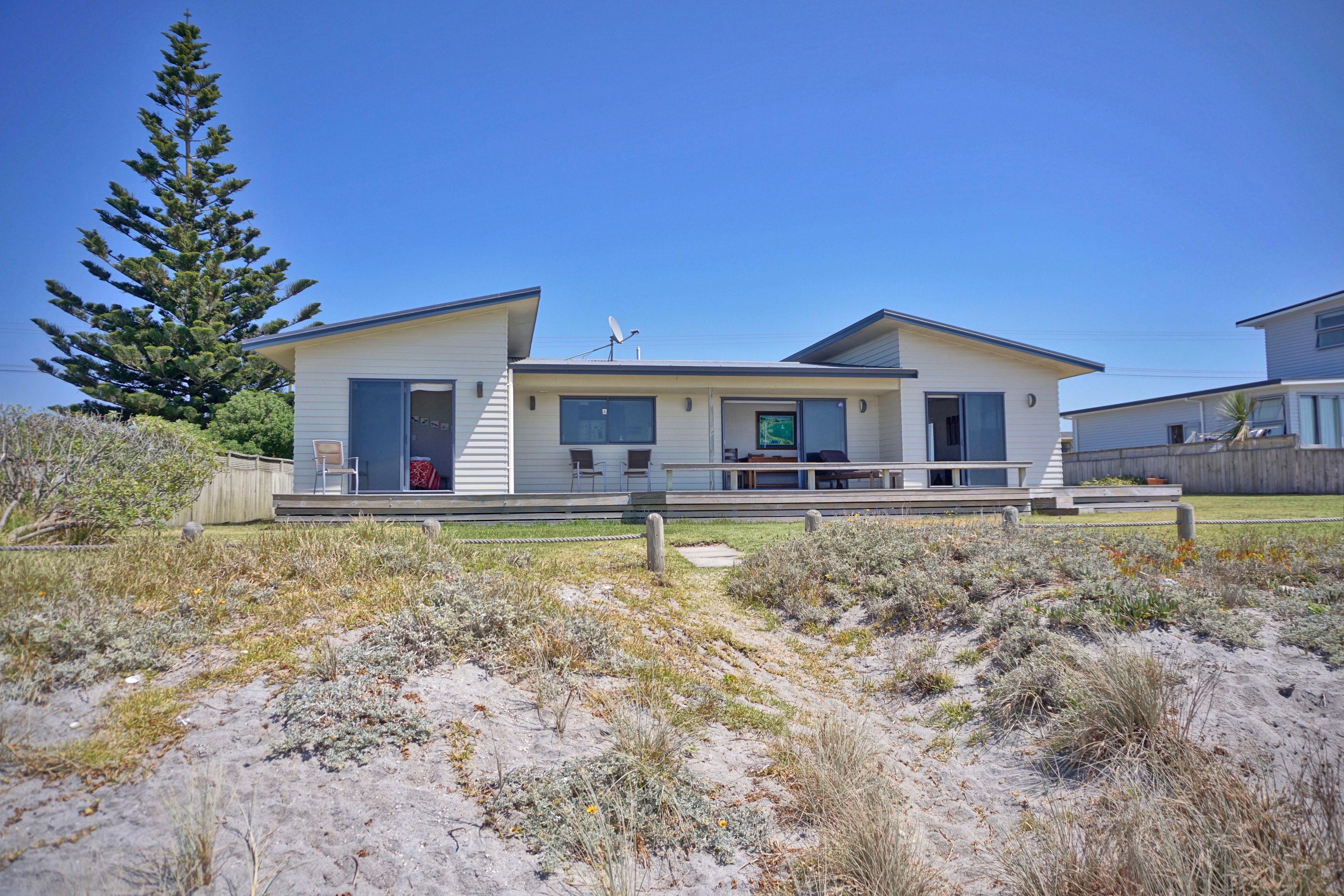 19 Pukehina Parade, Pukehina, Bay of Plenty