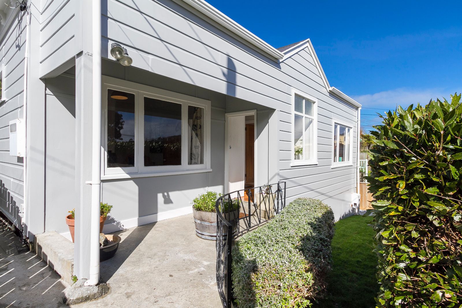 16 Woburn Road, Northland, Wellington City