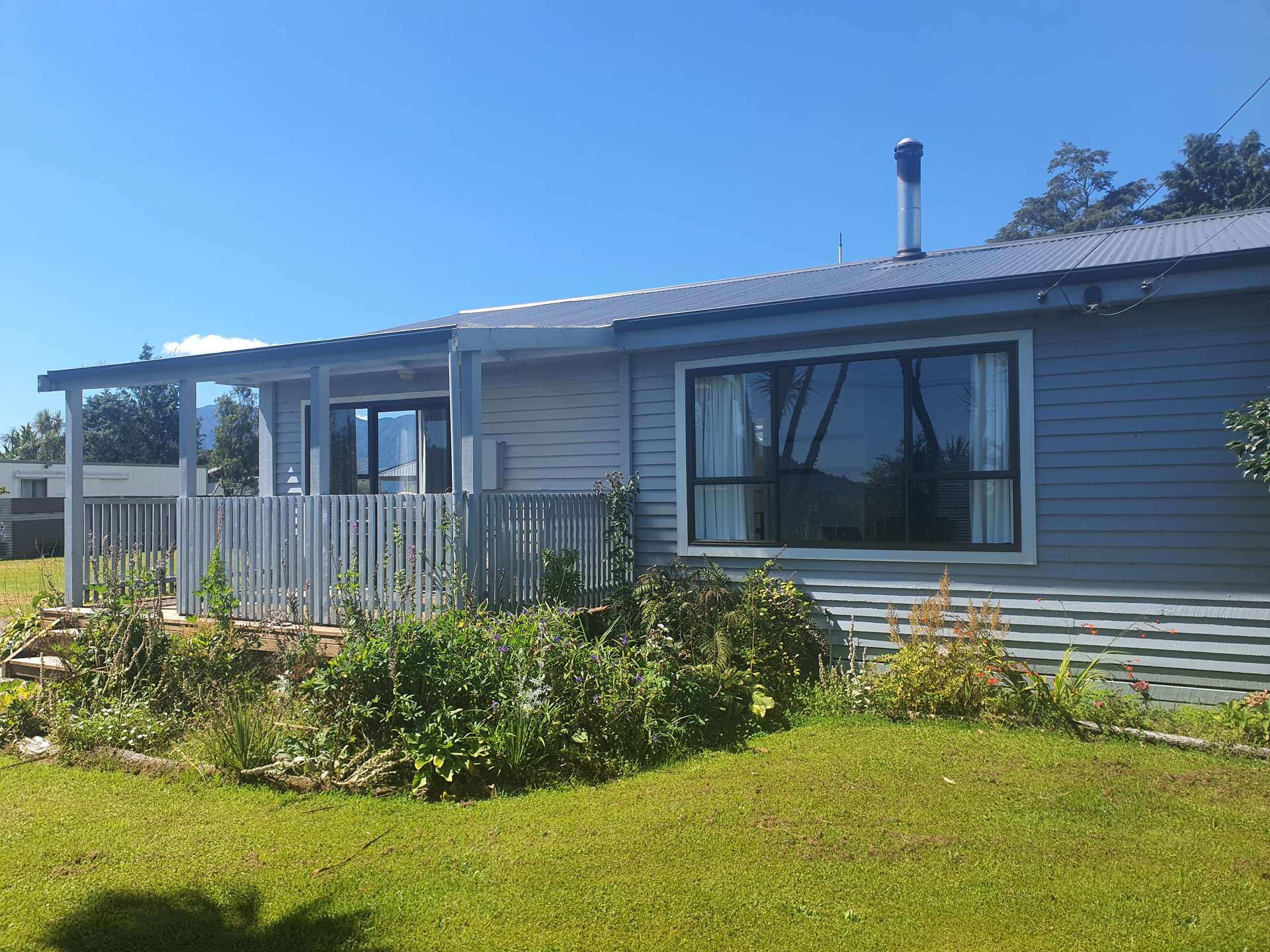 24 Wanganui Flat Road photo 0