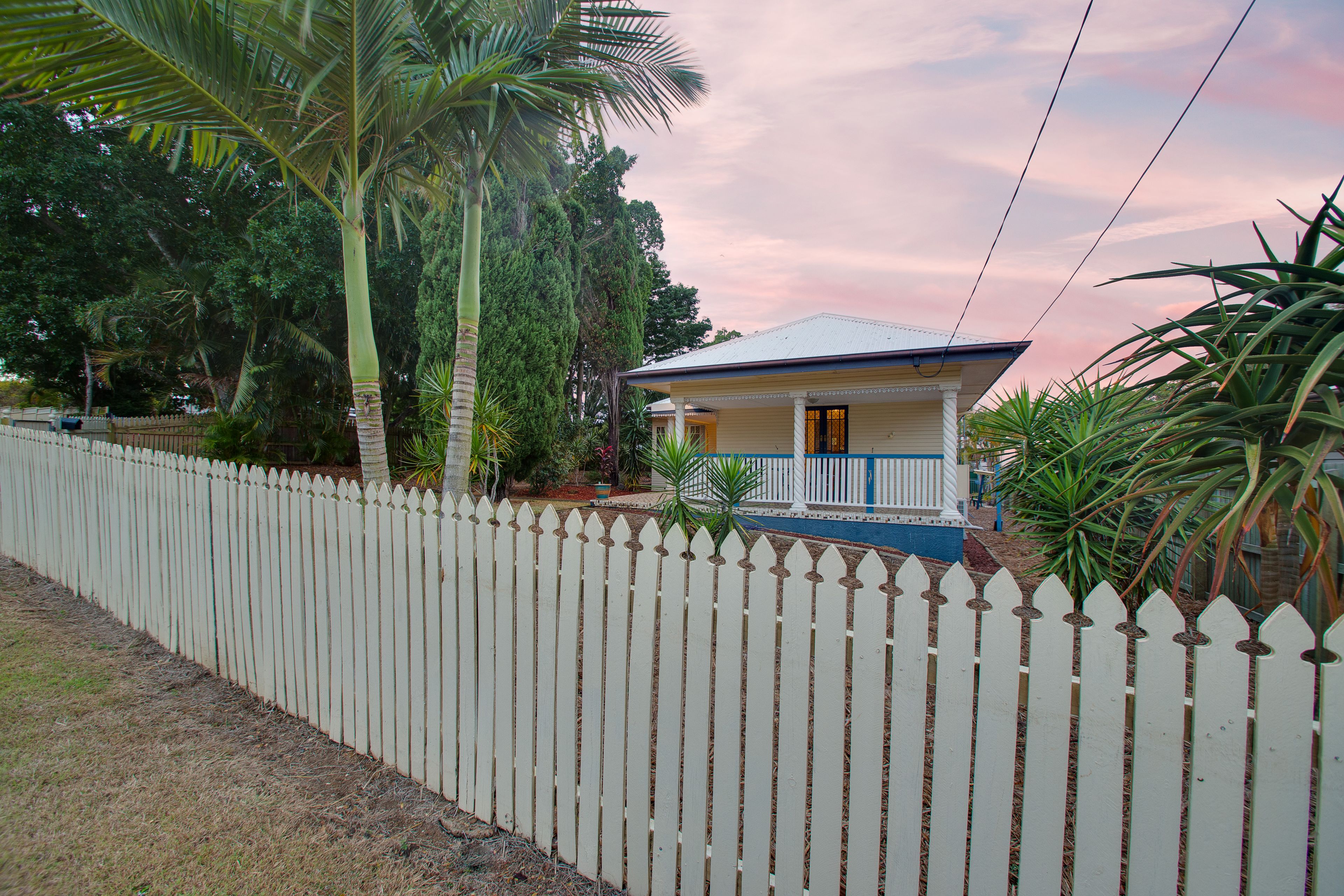 5 Smart Avenue, Eastern Heights, QLD 4305