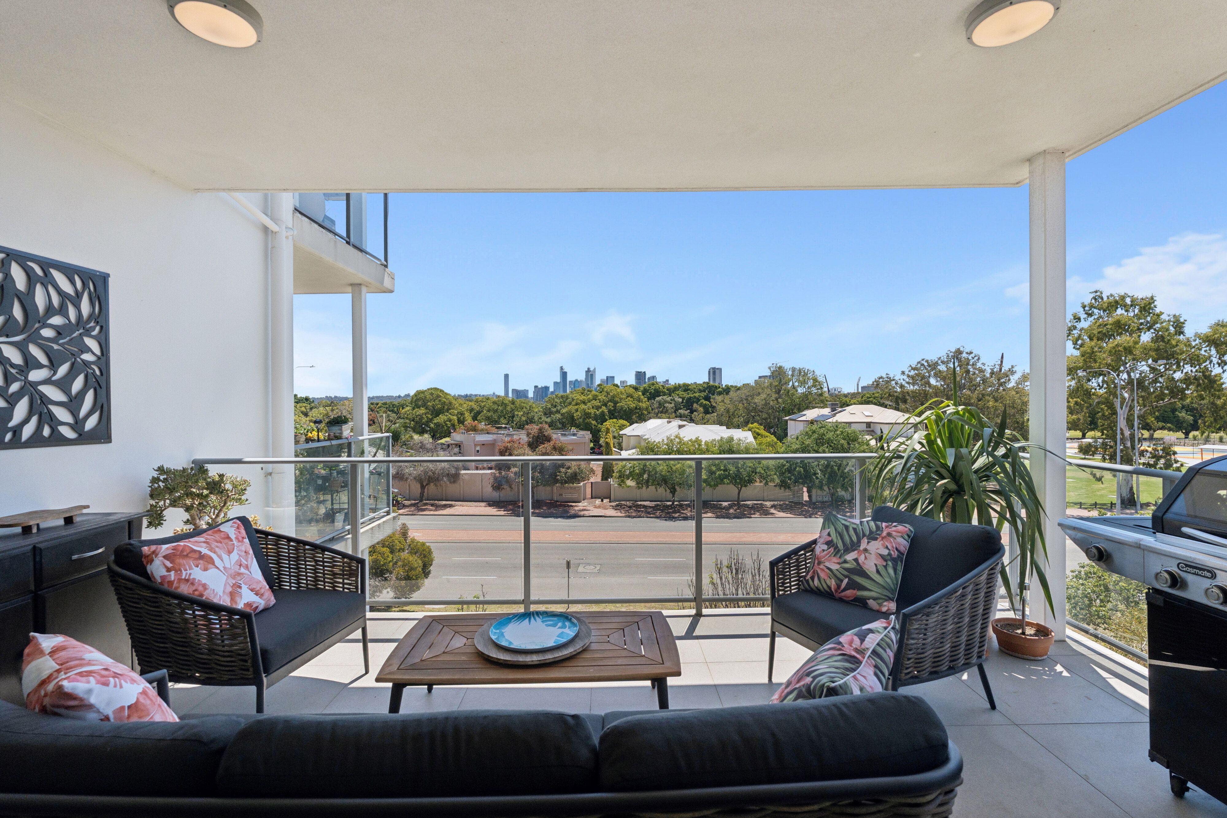 12/3 Washington Street, Victoria Park, WA 6100