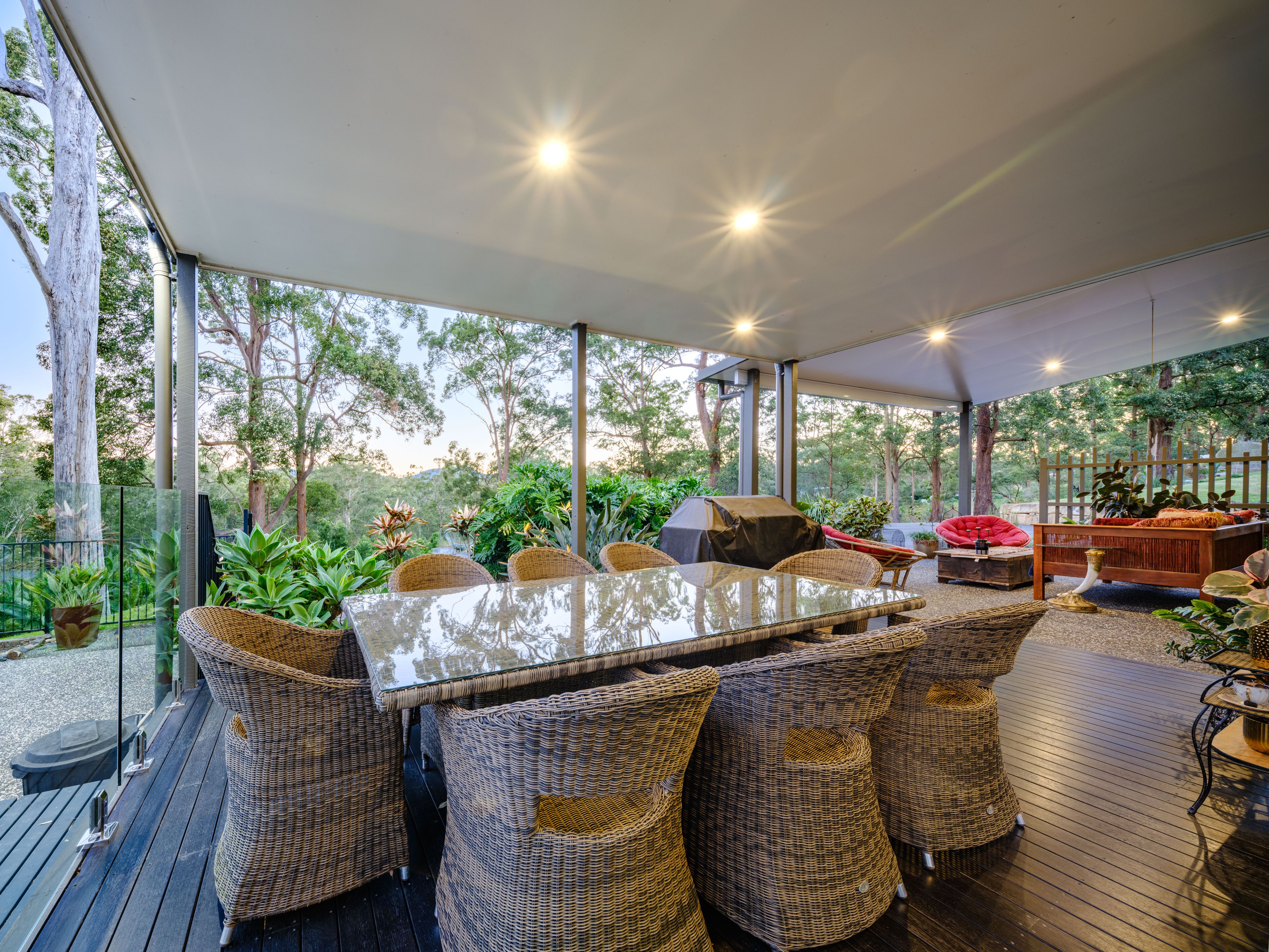'Hilltop Hideaway' Dayboro's Finest Luxury Escape — photo 21 of 30