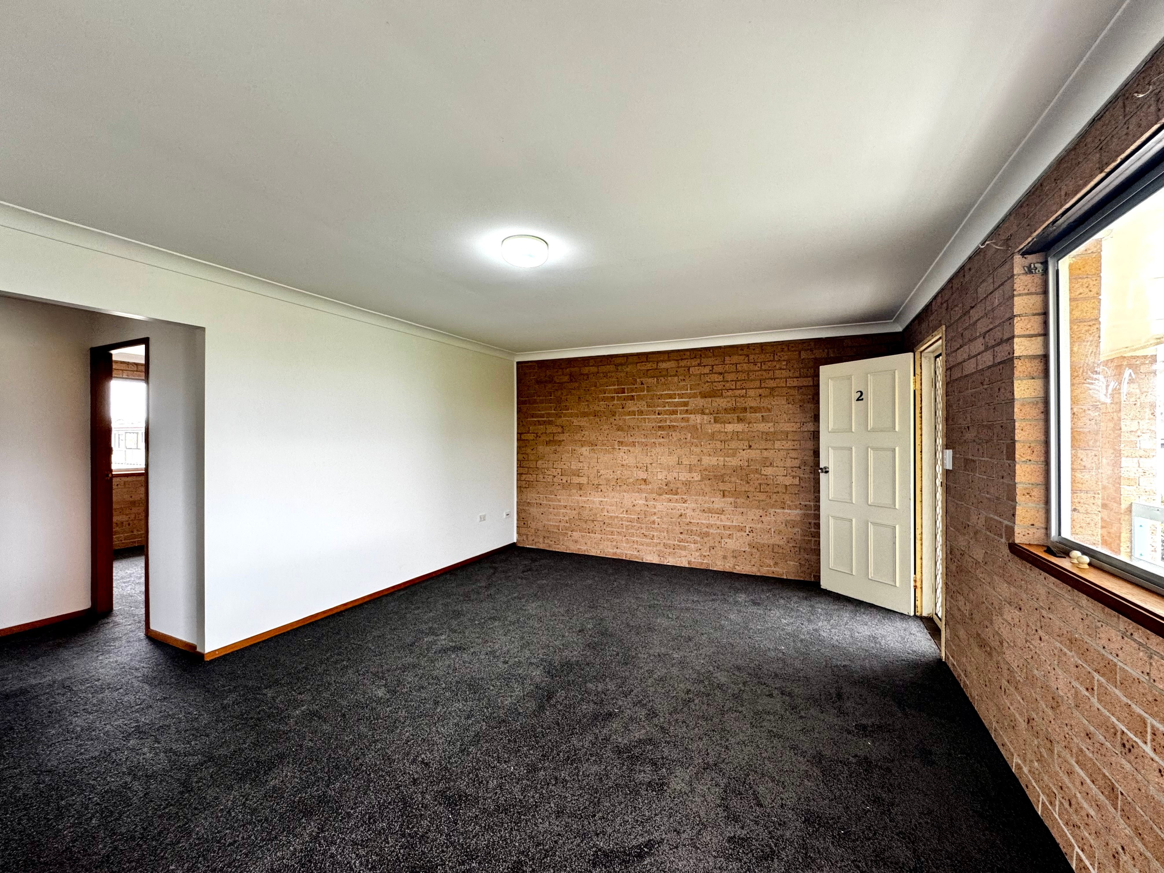 2/20 Connell Street — photo 2 of 11