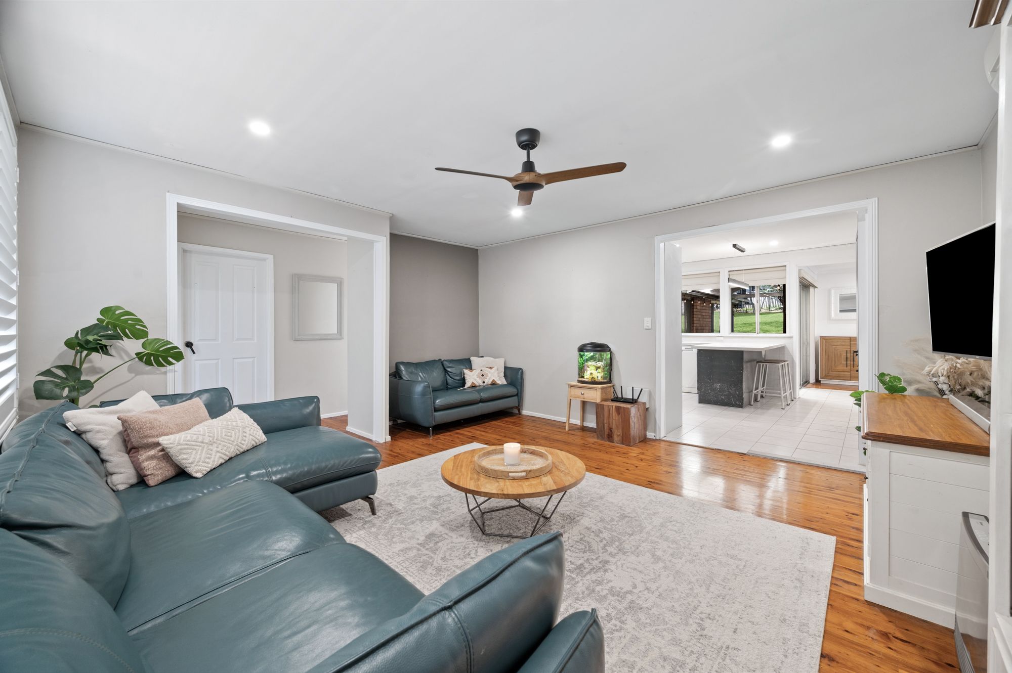 38 Coachwood Crescent — photo 4 of 20