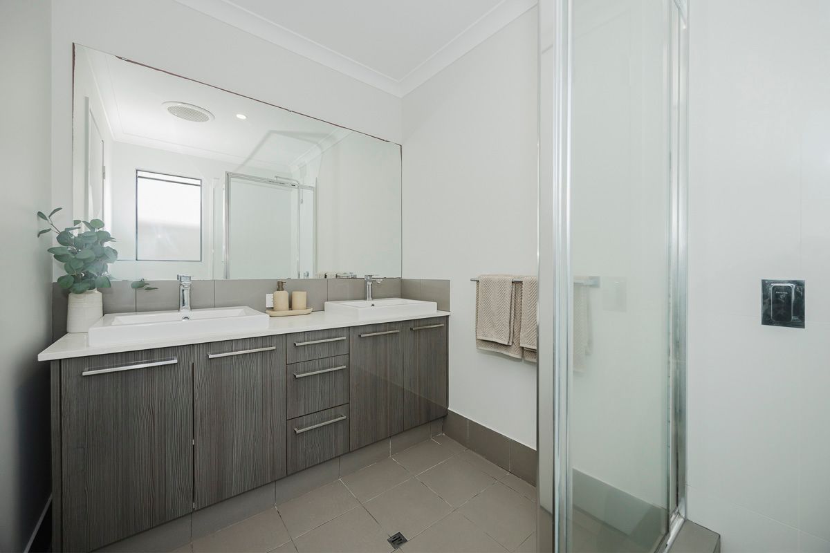 21 Bryde Mews — photo 13 of 29