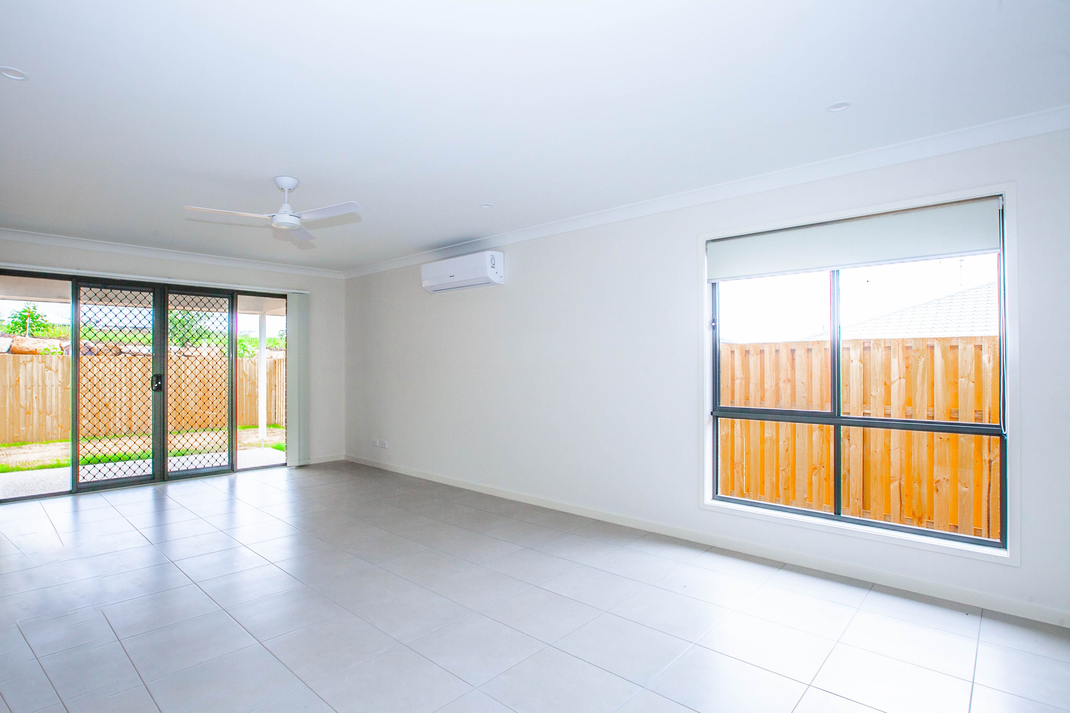 10 Mercy Circuit, Park Ridge, QLD 4125