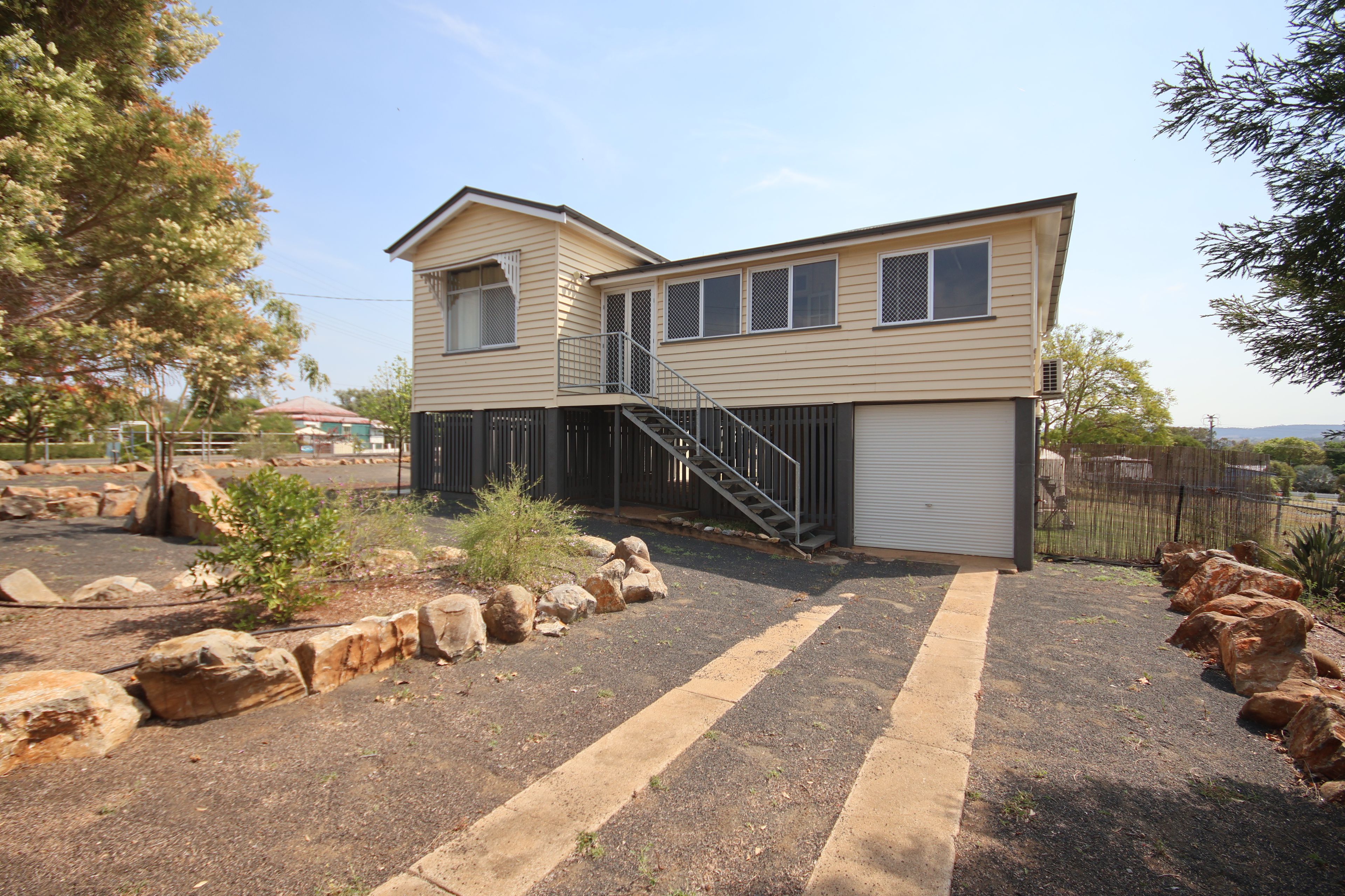 79 Stuart Russell Street, Mundubbera QLD 4626