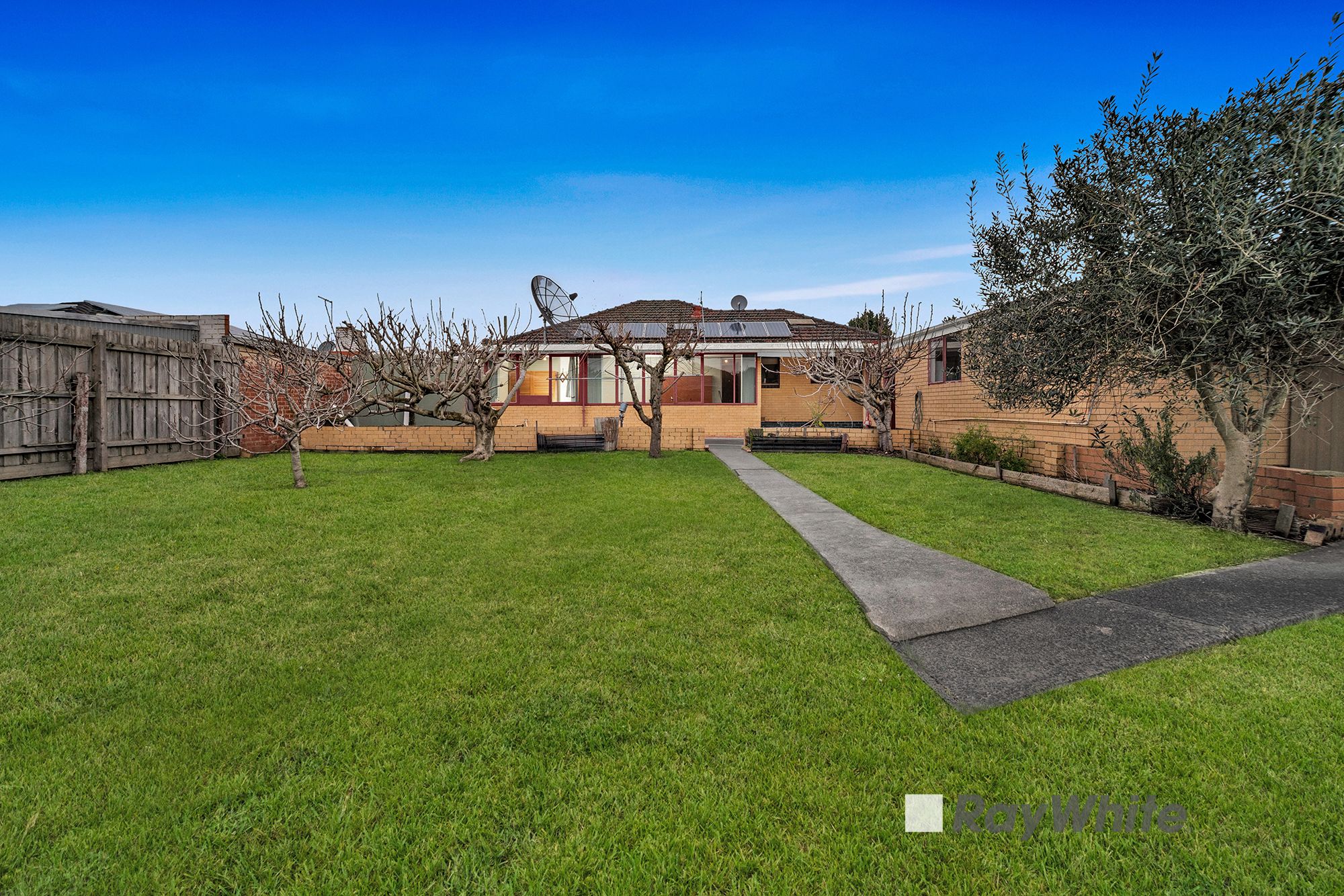 8 Regal Avenue — photo 17 of 22