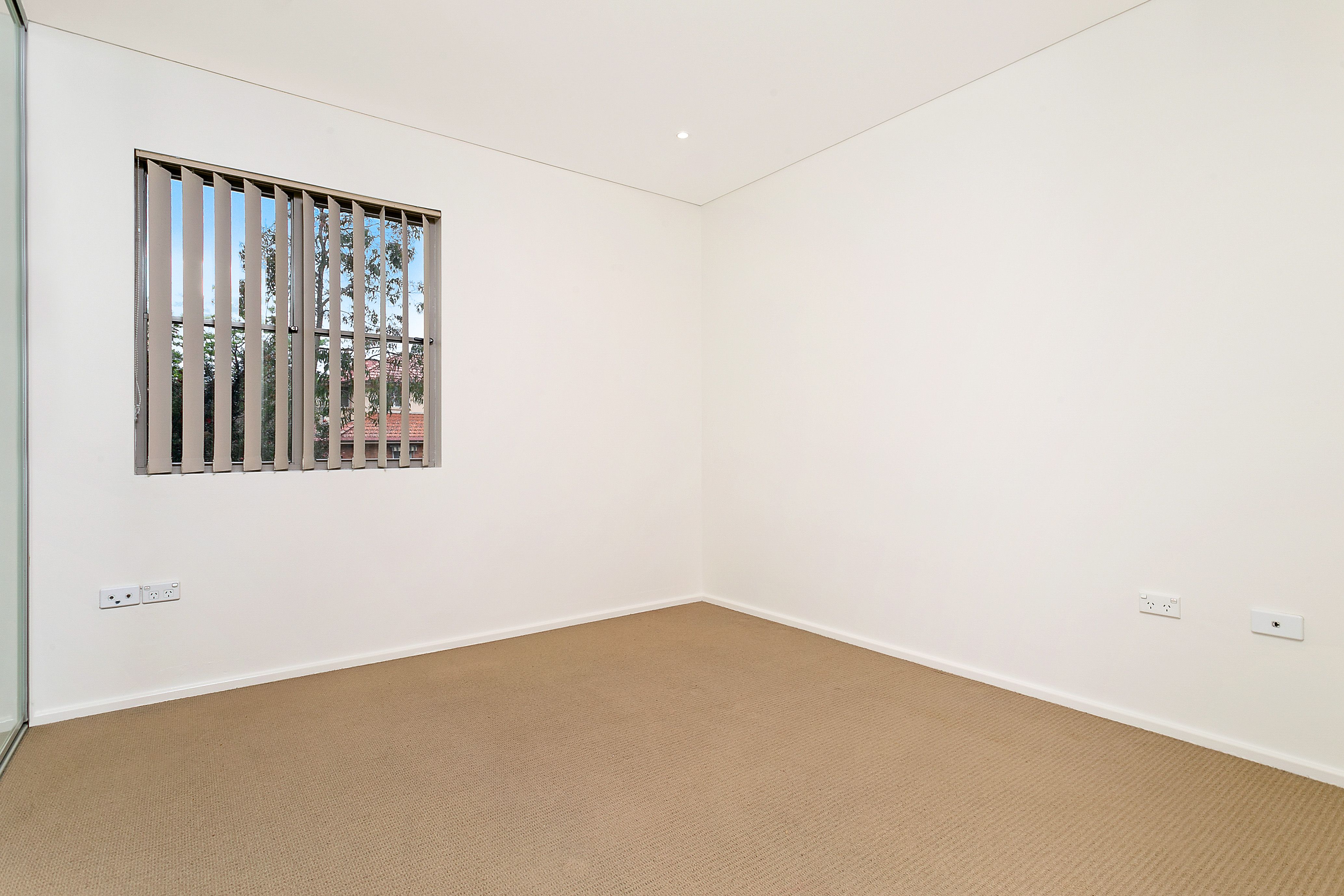 3/396 Mowbray Road — photo 5 of 6