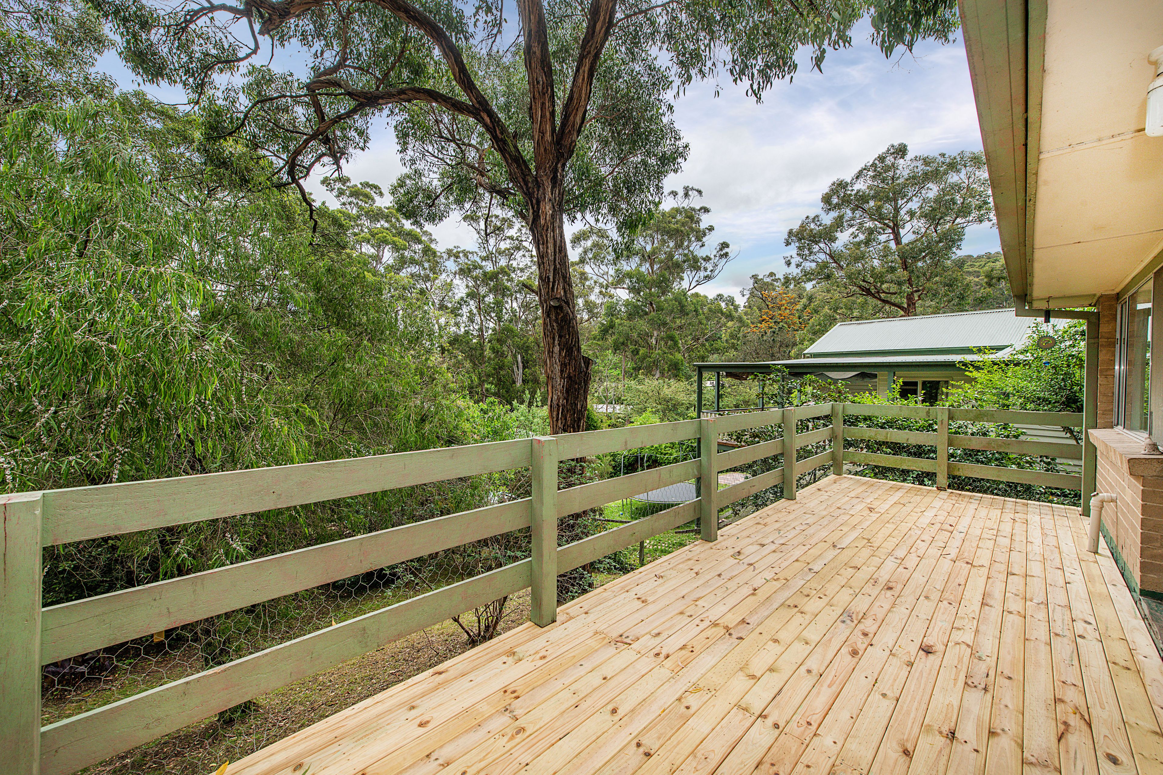 6 The Highway, Upwey, VIC 3158