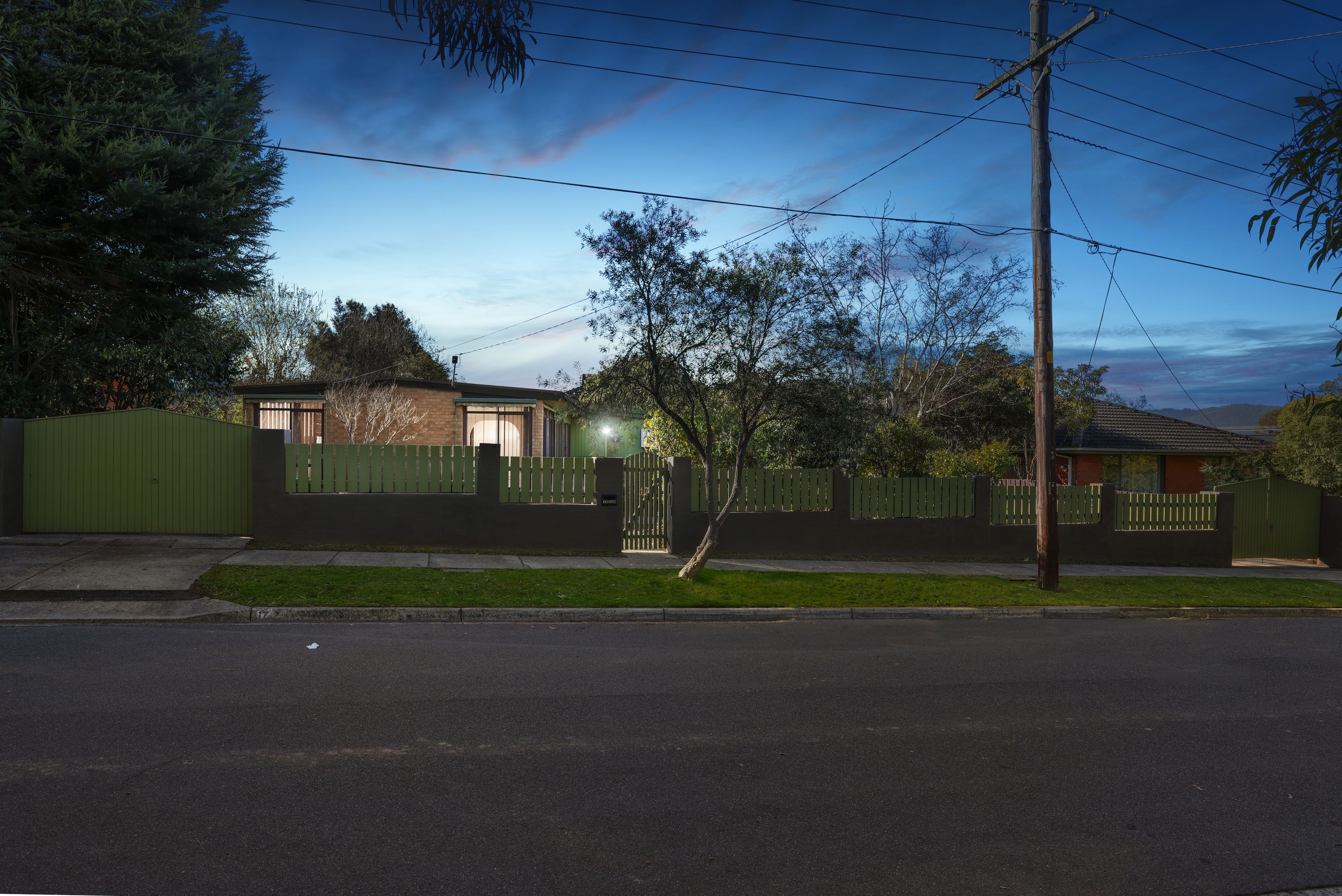 17 Kirrawee Avenue, Wantirna South VIC 3152