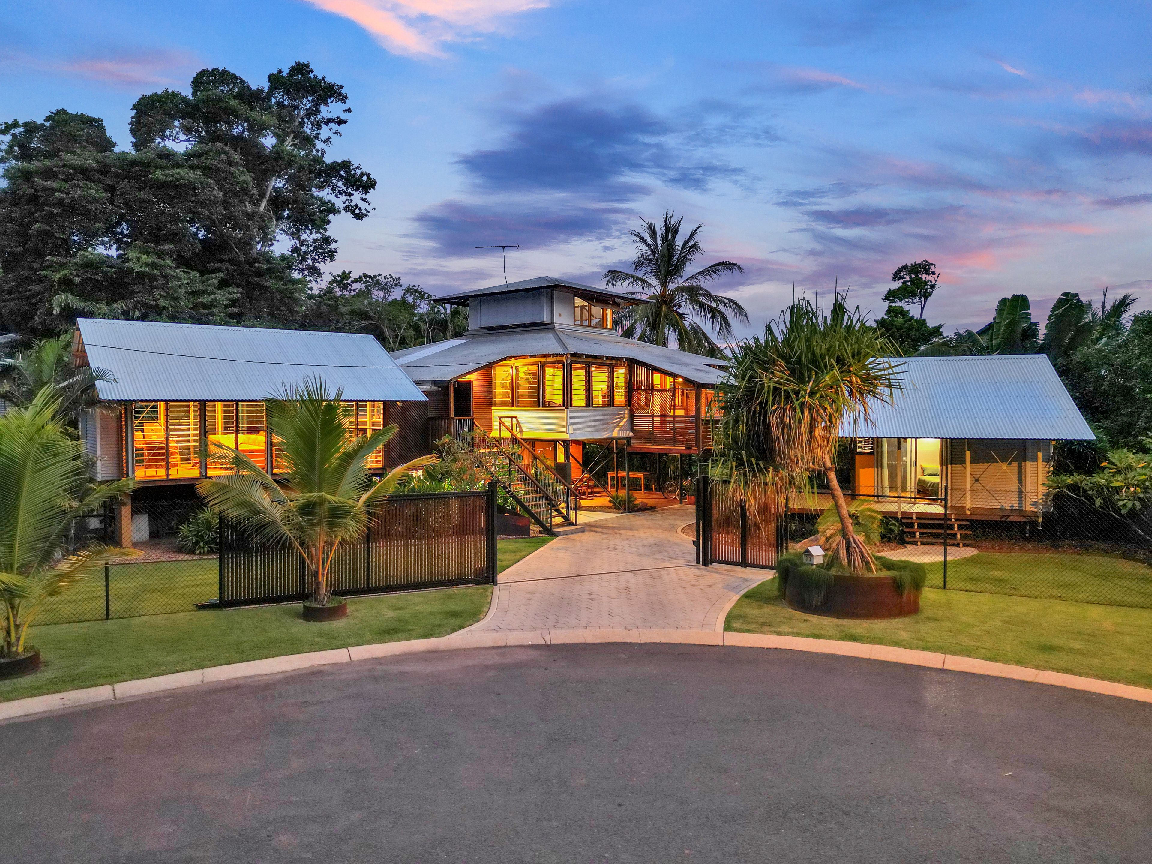 33 Martin Crescent, Coconut Grove NT 0810