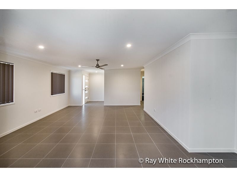 1/19 Miles Street, Berserker, QLD 4701