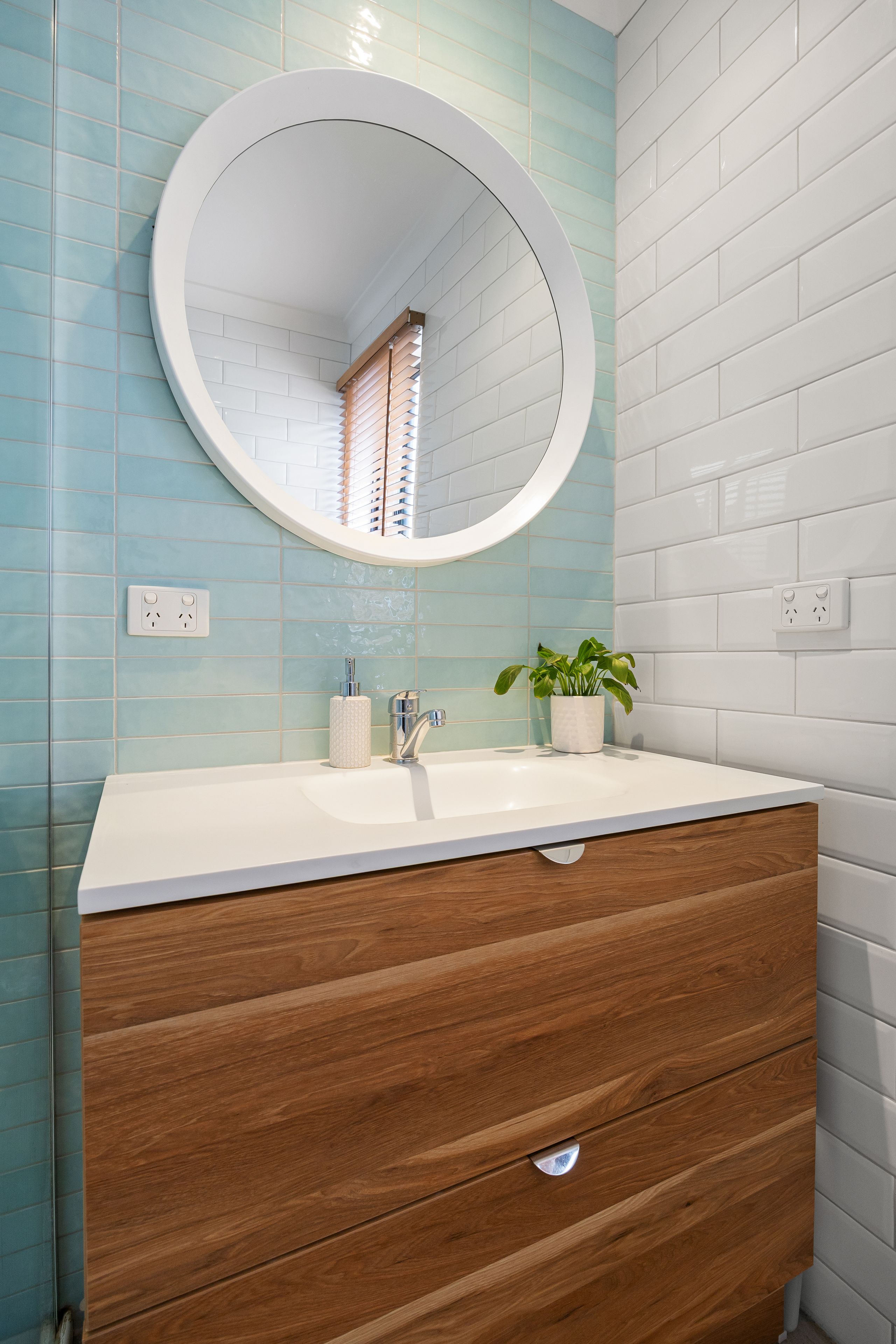 195 Walker Street — photo 10 of 30