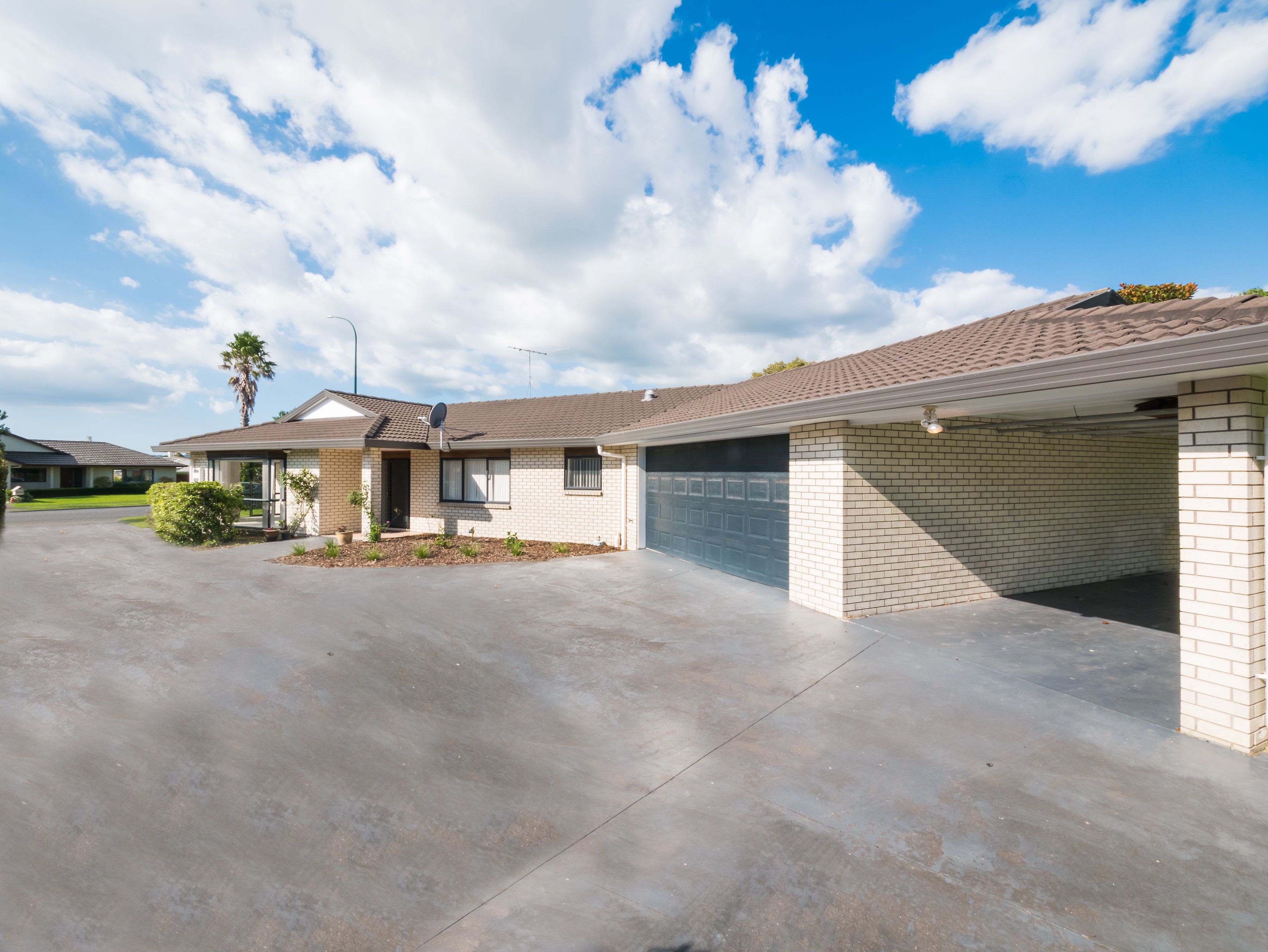 32 Longford Park Drive, Takanini, Papakura
