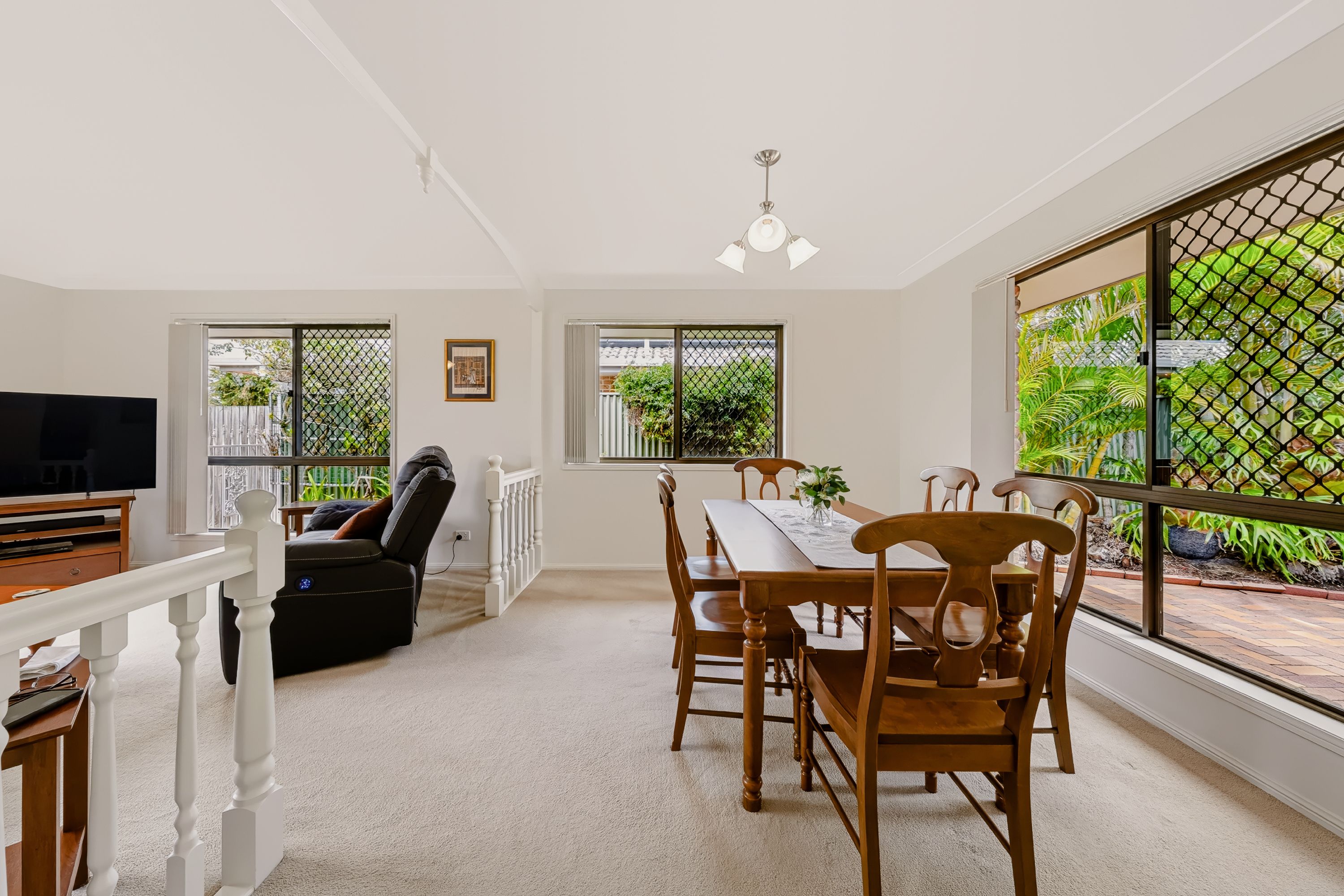 40 Somerton Street — photo 5 of 27