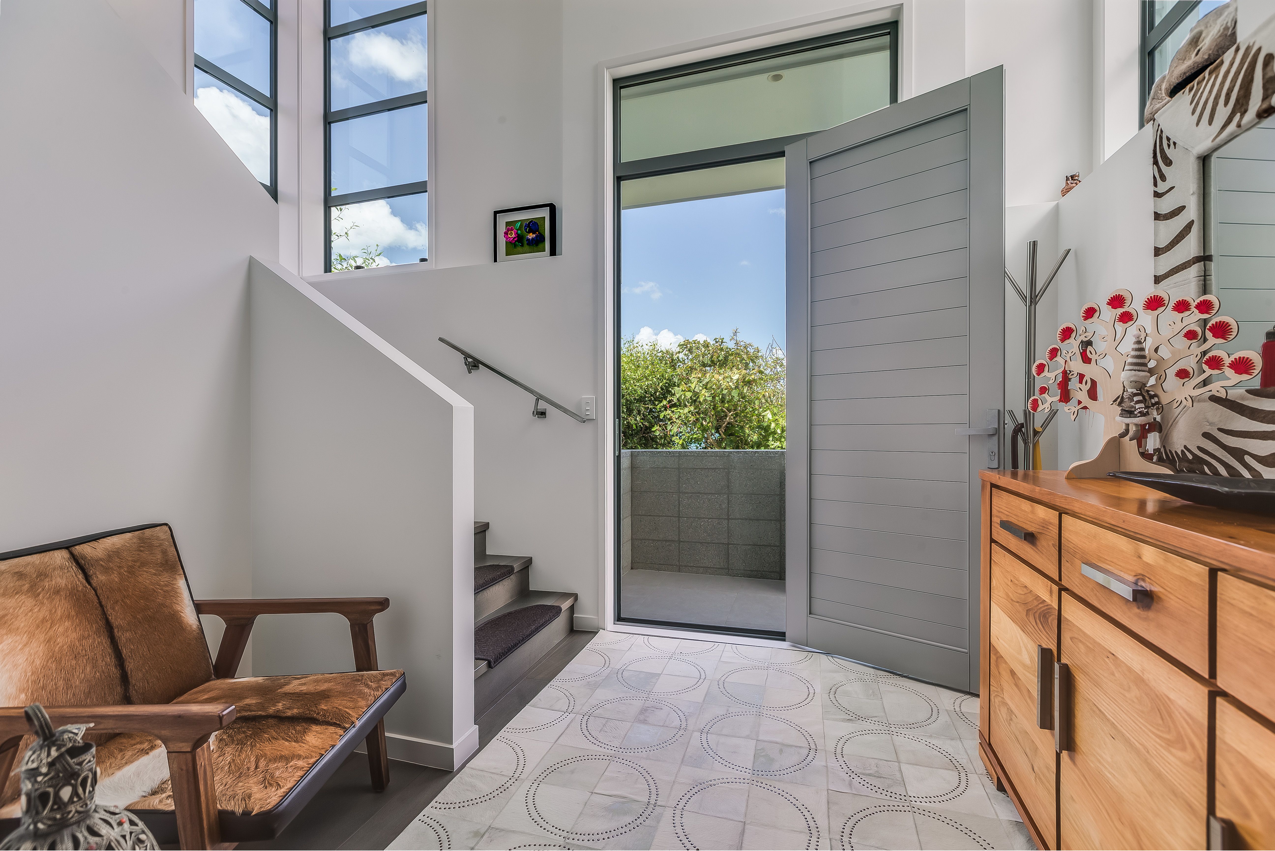 4B Beach Road, Castor Bay, North Shore City