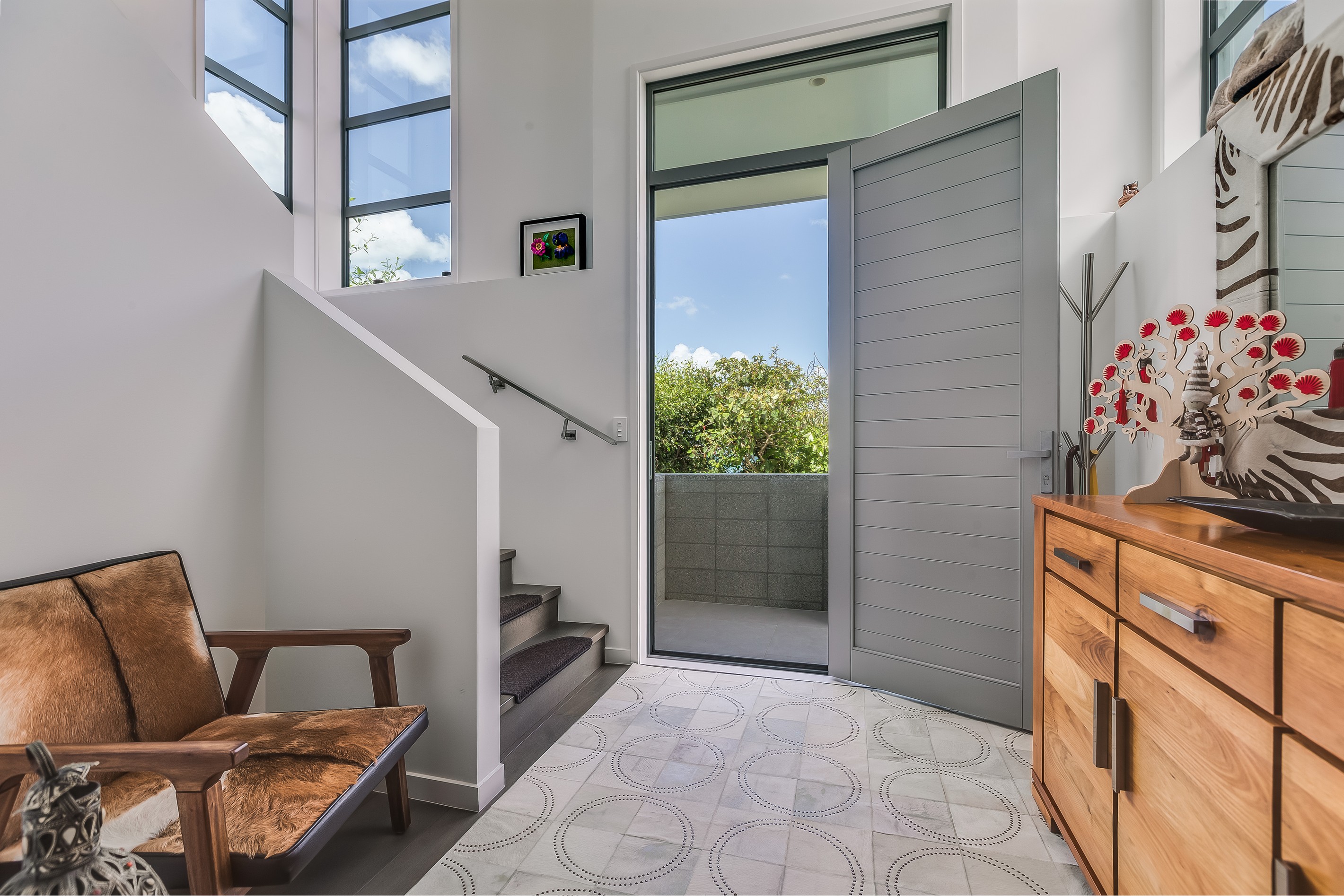 4B Beach Road, Castor Bay, North Shore City