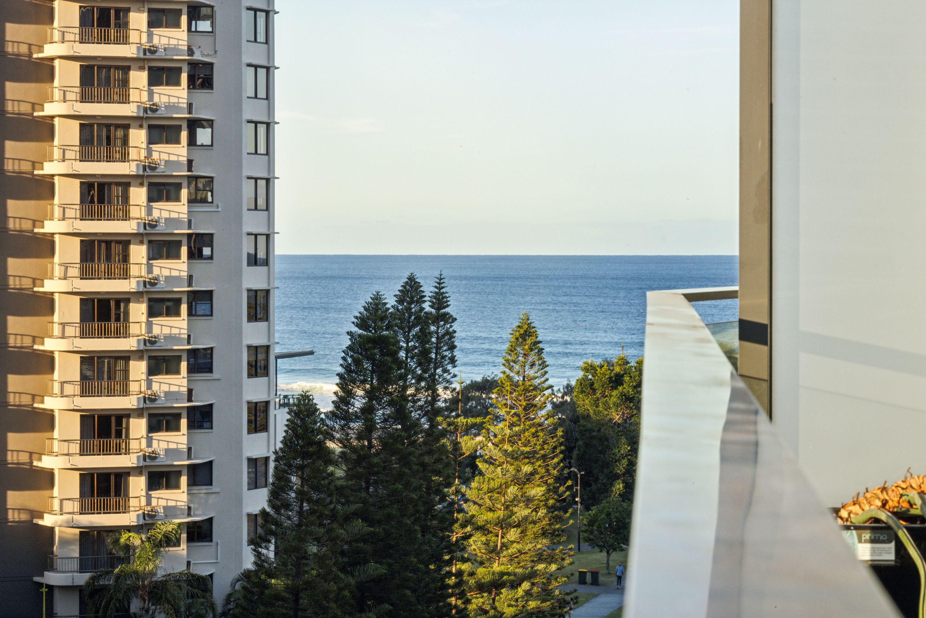 12/14 Elizabeth Avenue, Broadbeach, QLD 4218
