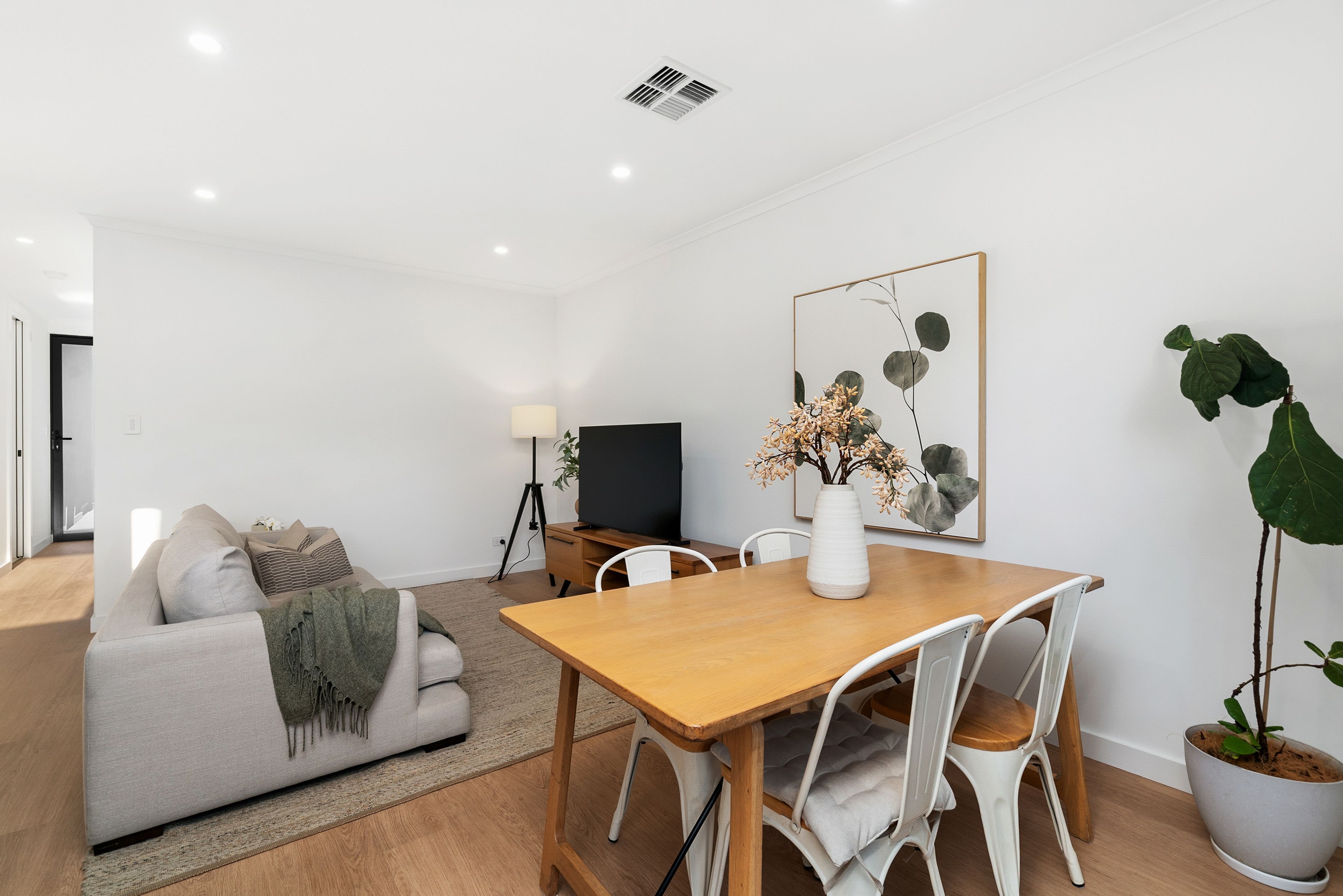 6/46 Chatham Road — photo 3 of 25