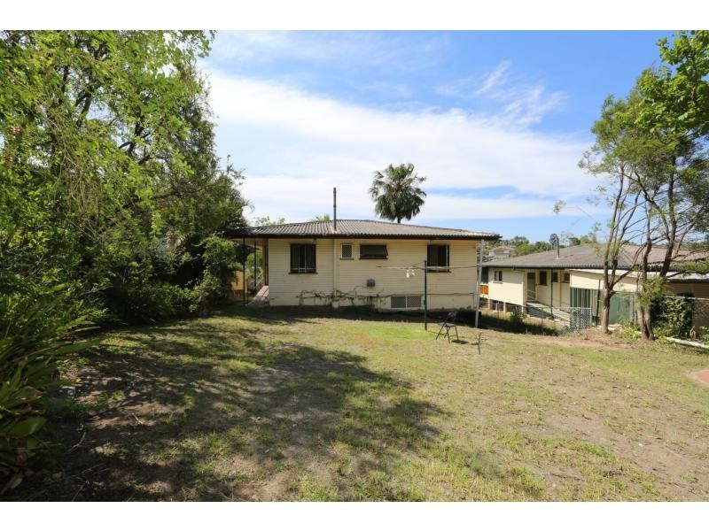 137 Mount Gravatt Capalaba Road — photo 11 of 11