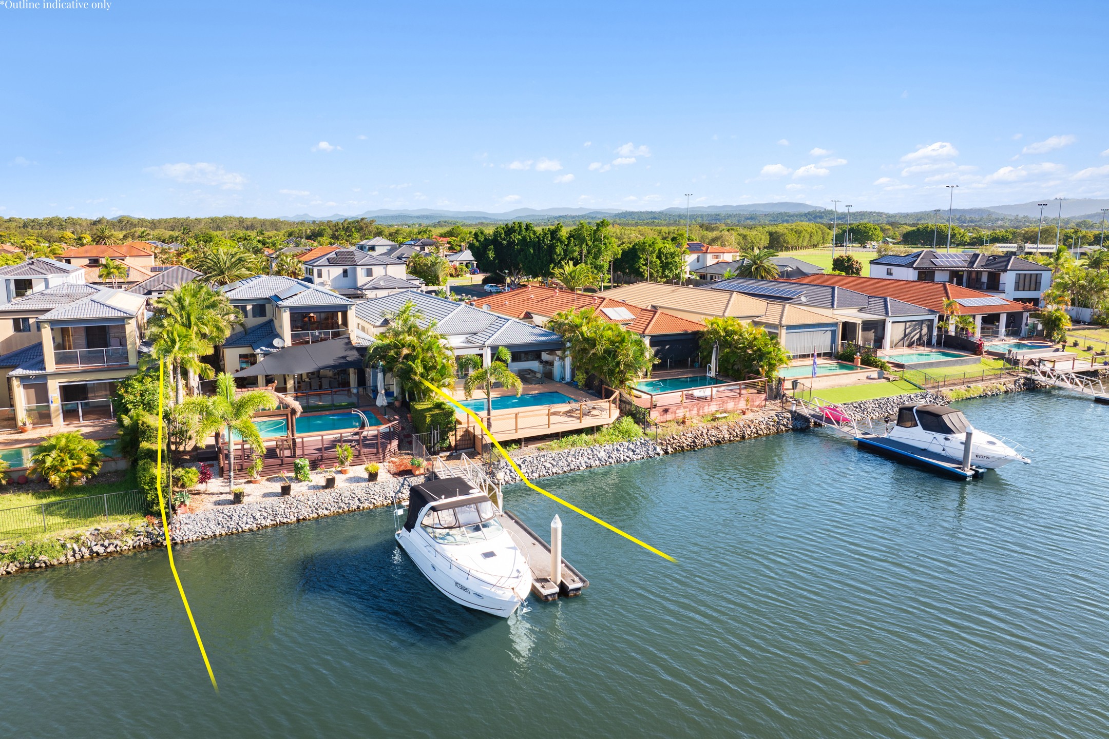 33 Lee Anne Crescent, Helensvale, QLD 4212