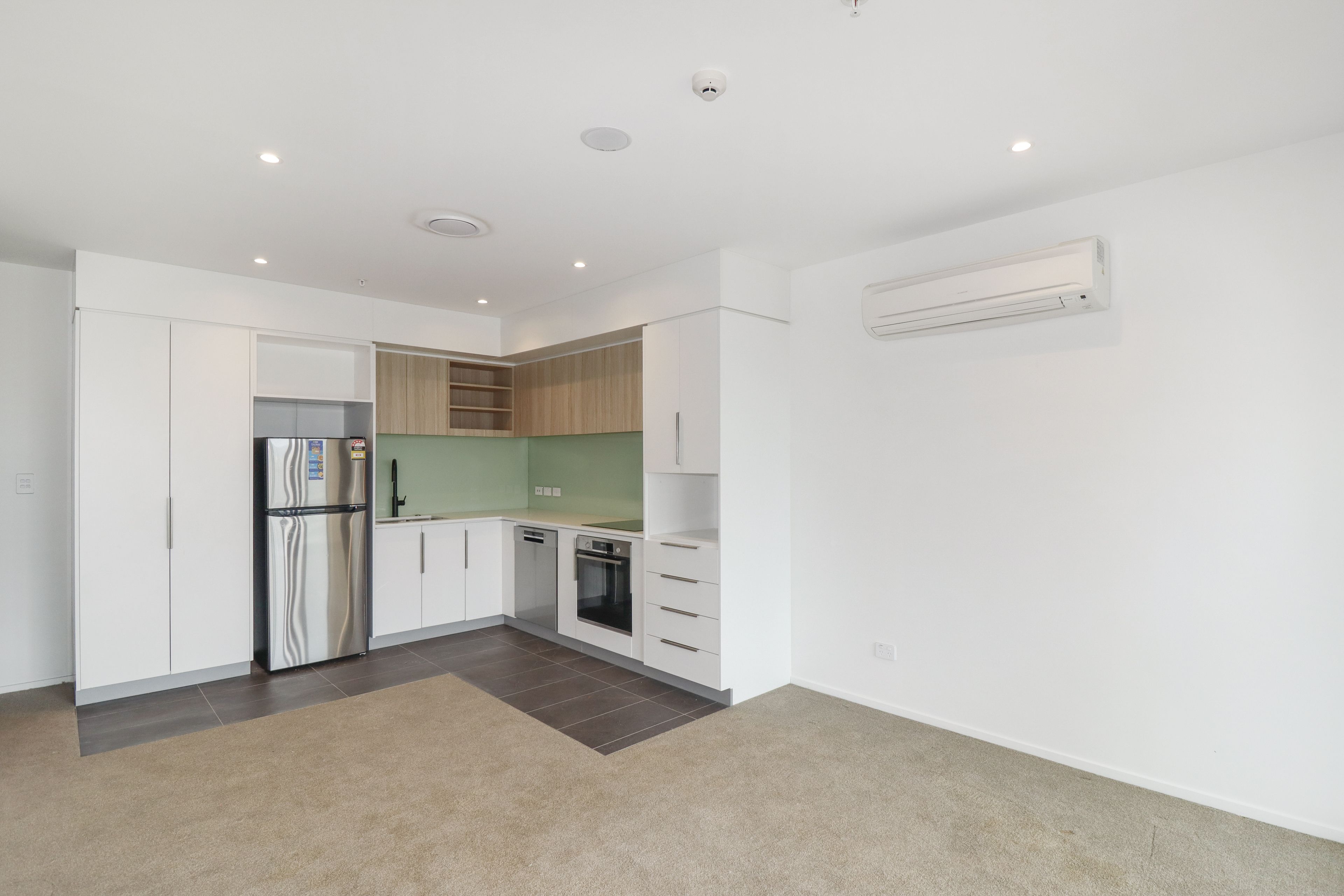 901/1 Buscomb Avenue, Henderson, Waitakere City