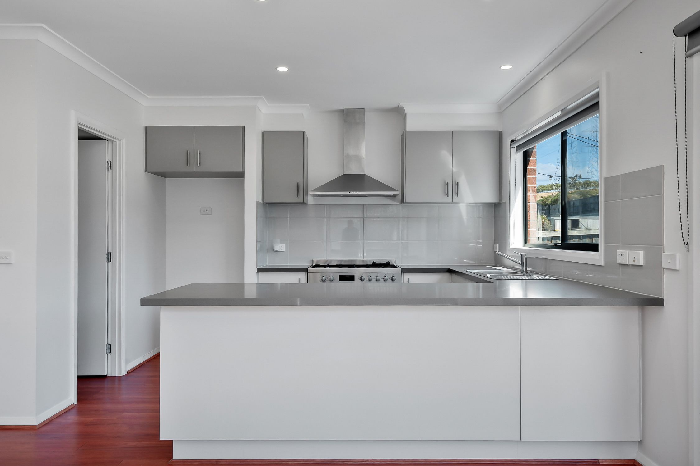 48 Meadowlea Crescent, Pakenham, VIC 3810