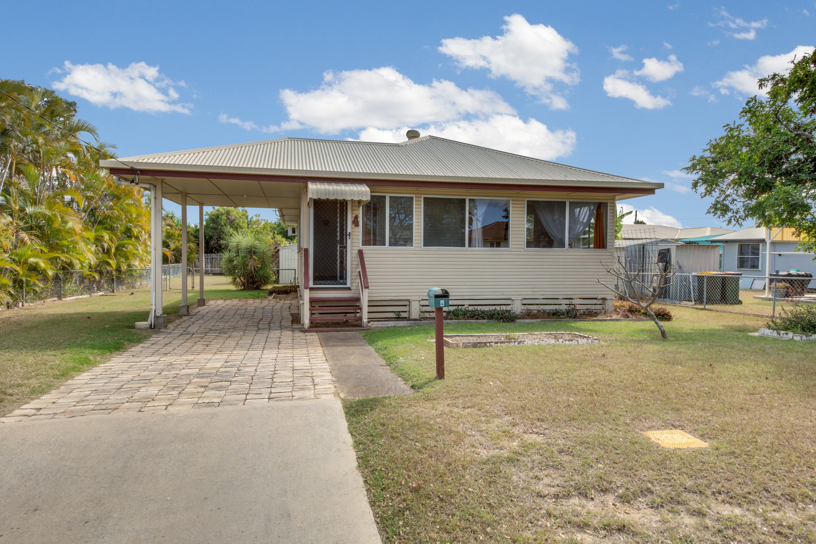 4 Callide Crescent, Barney Point, QLD 4680